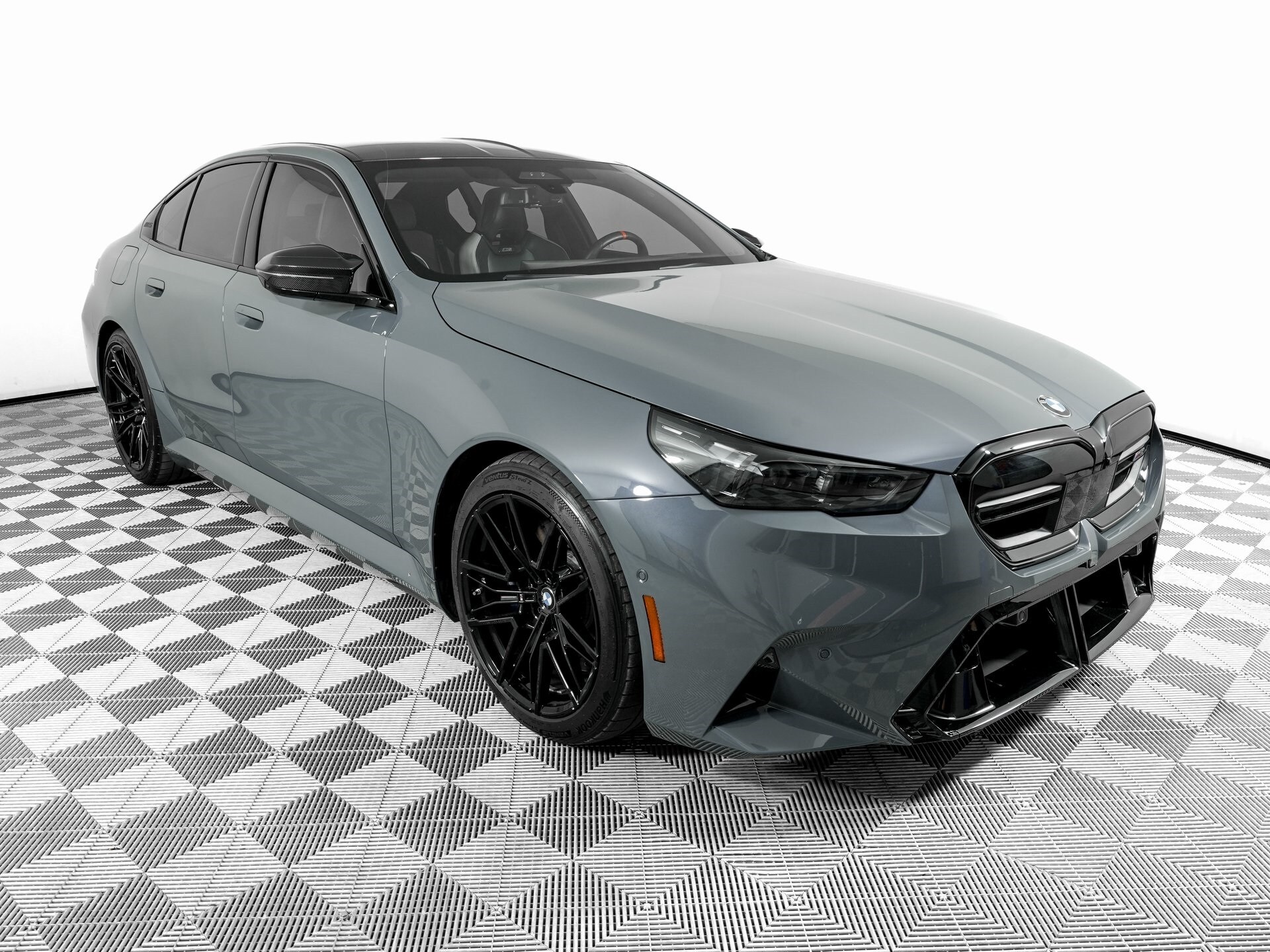 2025 Bmw M5 5 photo 3
