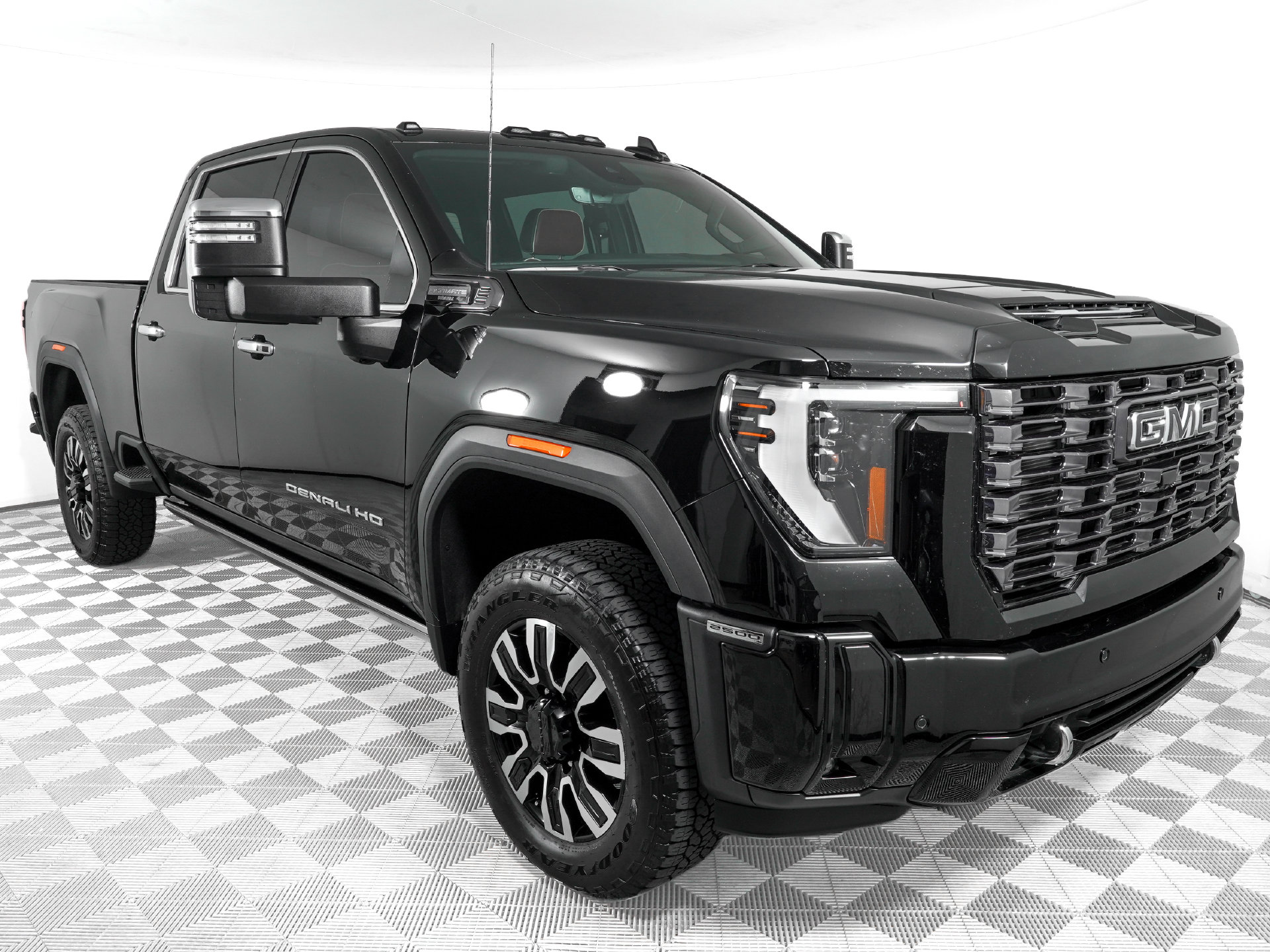 Used 2026 GMC Sierra 2500 HD Denali Ultimate Truck