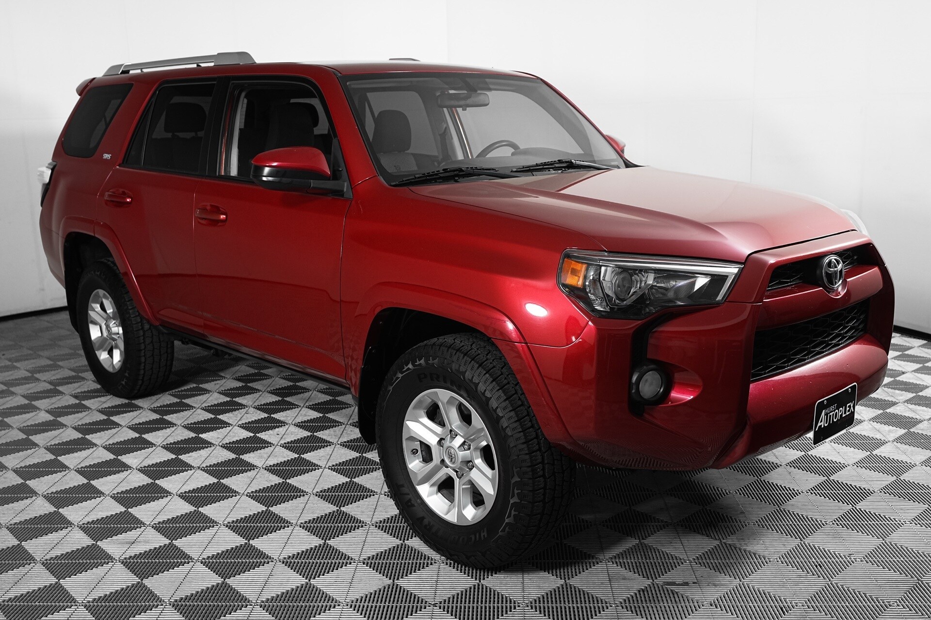 2015 Toyota 4Runner SR5 photo 3