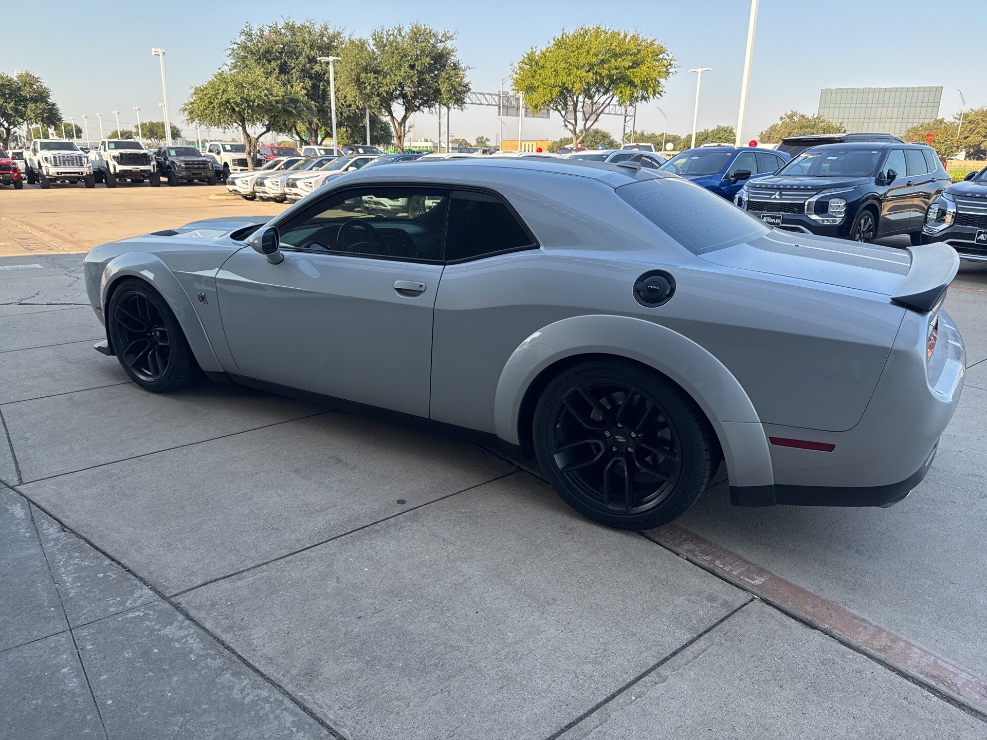 2021 Dodge Challenger R/T Scat Pack Widebody photo 2