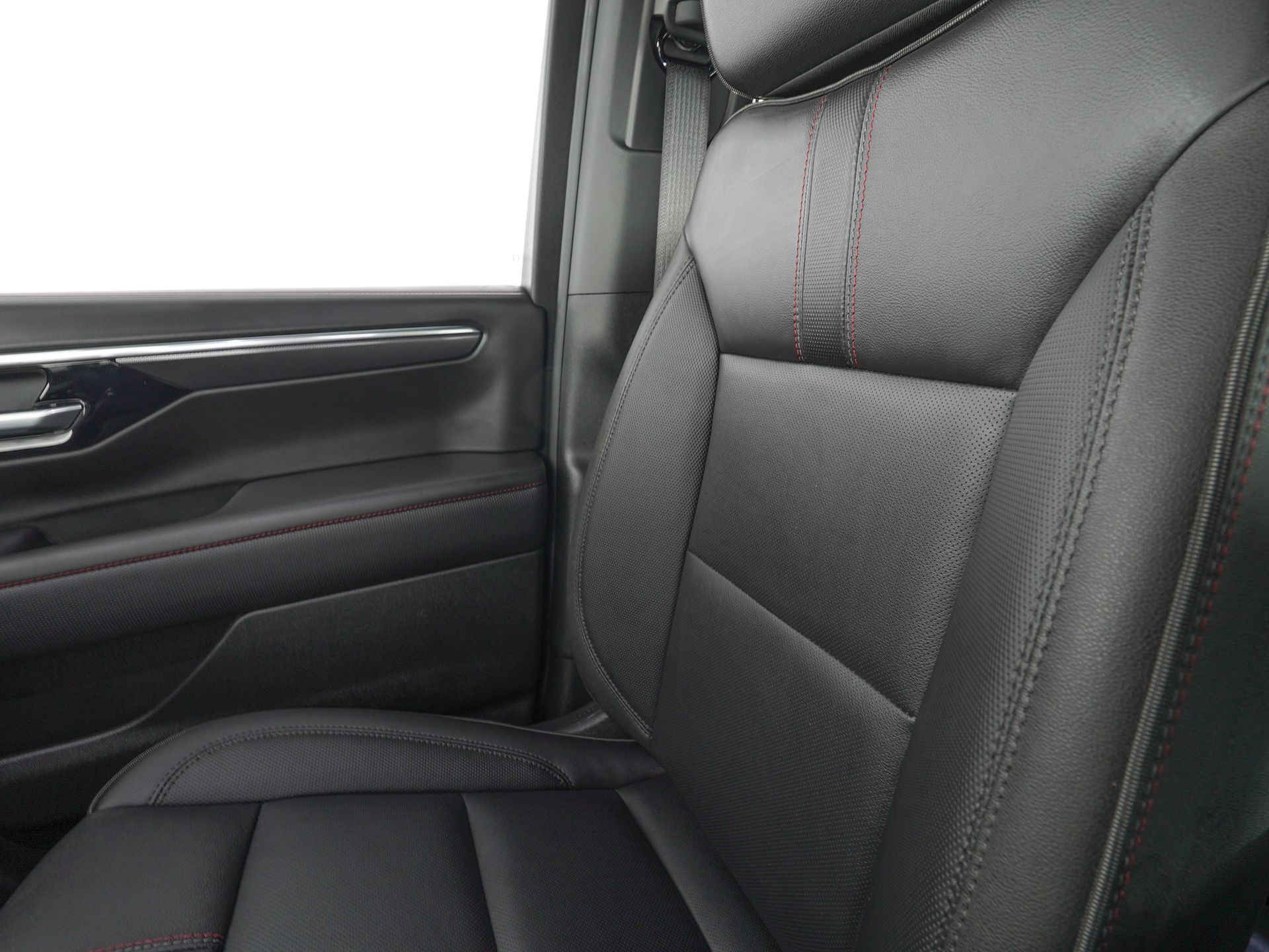 2026 Chevrolet Tahoe RST - Photo 29