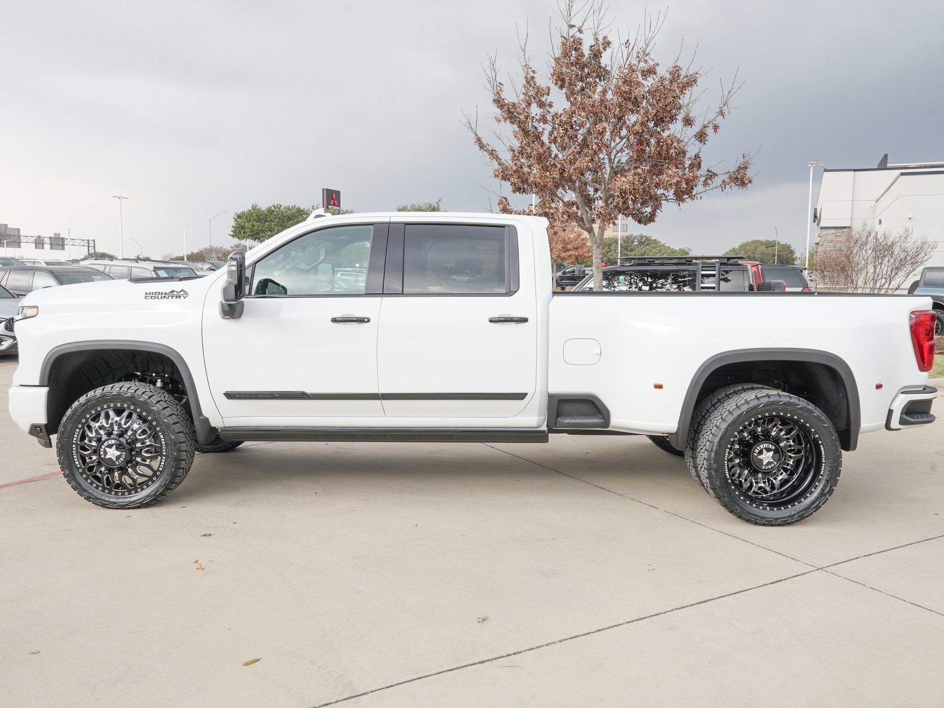 2026 Chevrolet Silverado 3500HD High Country - Photo 7