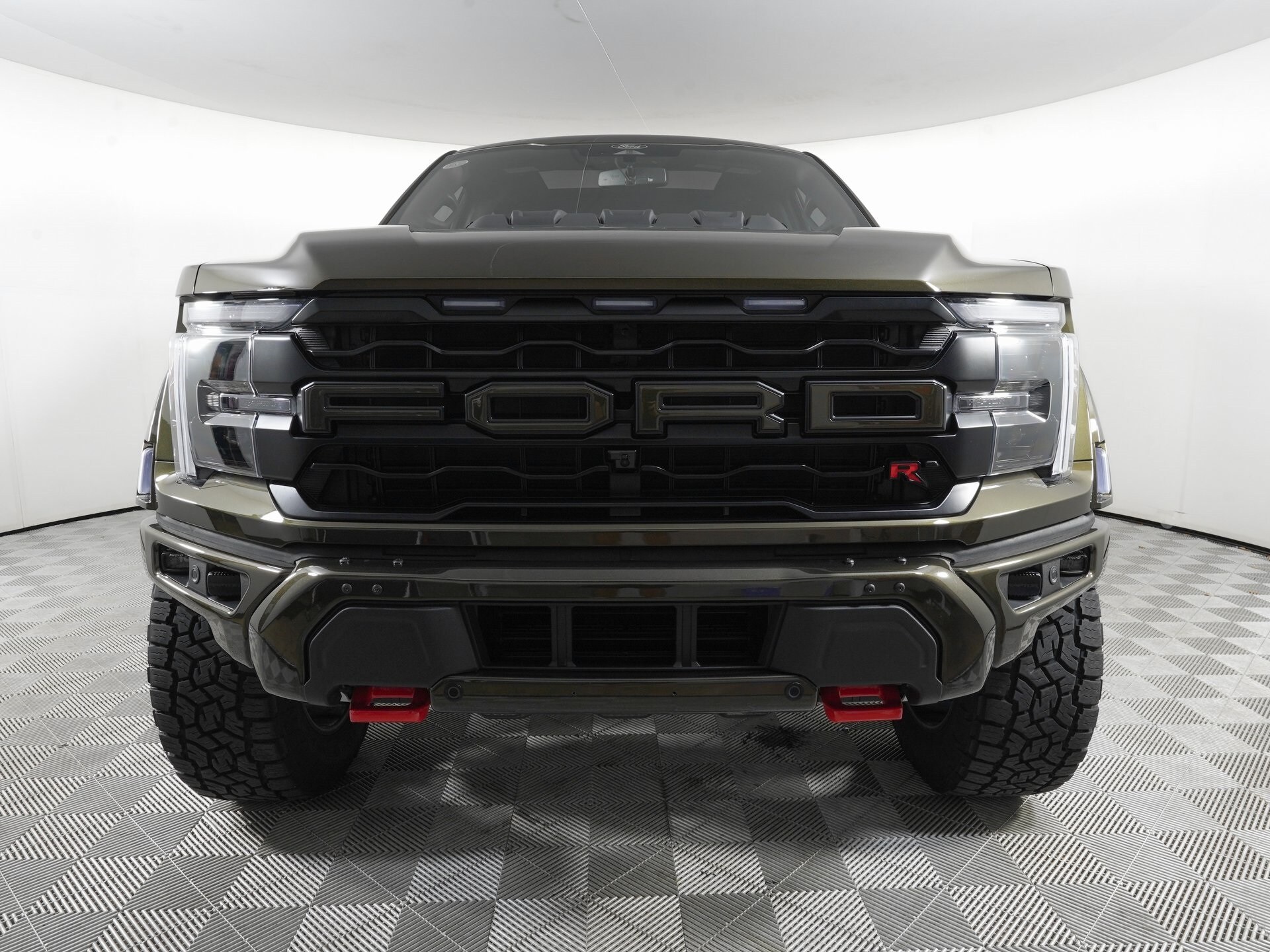 2025 Ford F-150 Raptor photo 2