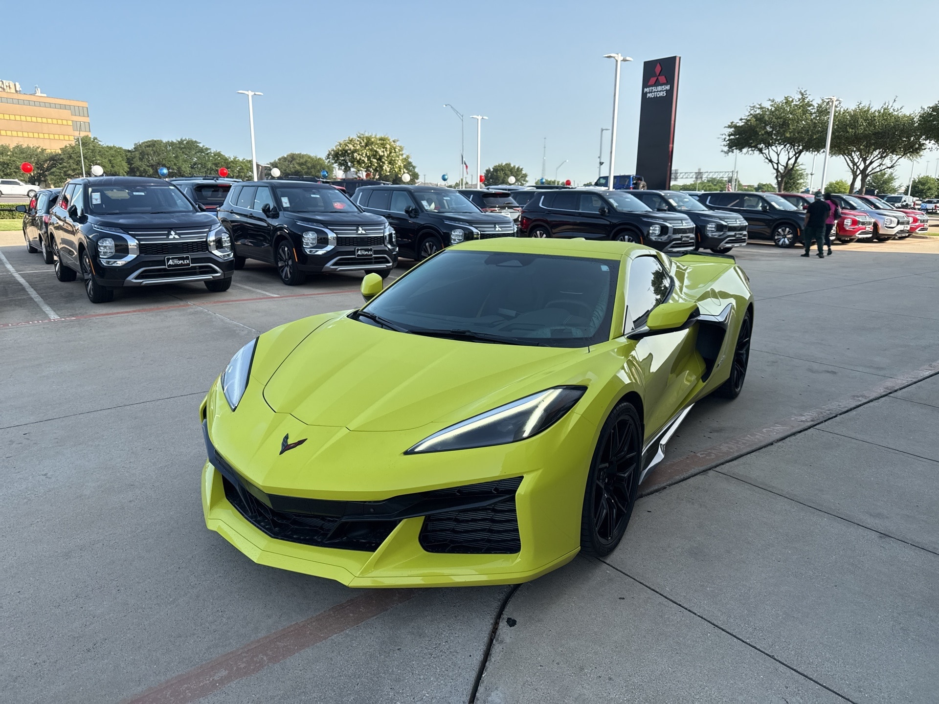 Used 2024 Chevrolet Corvette 2LZ with VIN 1G1YE3D37R5600288 for sale in Hurst, TX