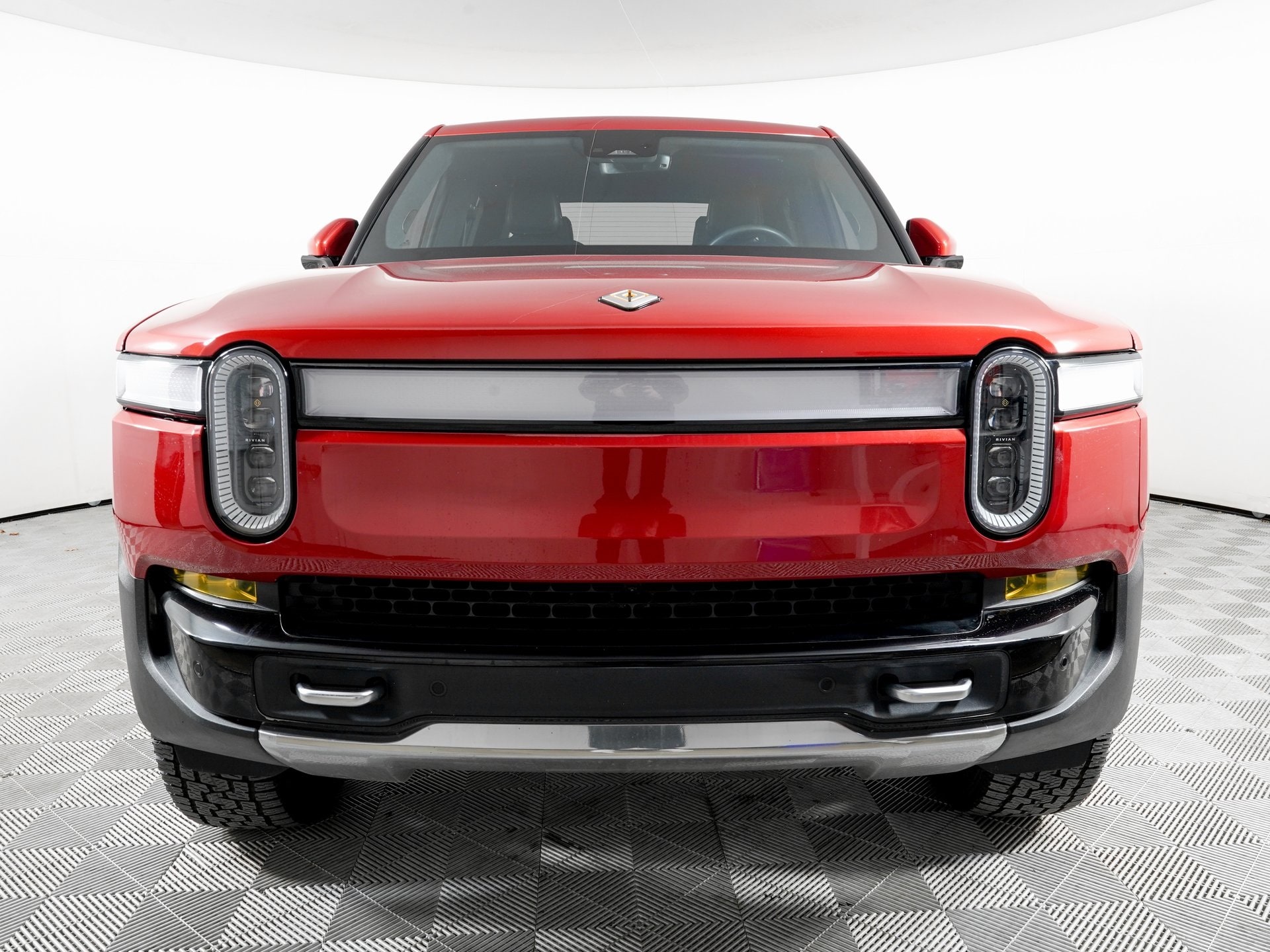 Used 2022 Rivian R1T Adventure with VIN 7FCTGAAAXNN005720 for sale in Hurst, TX