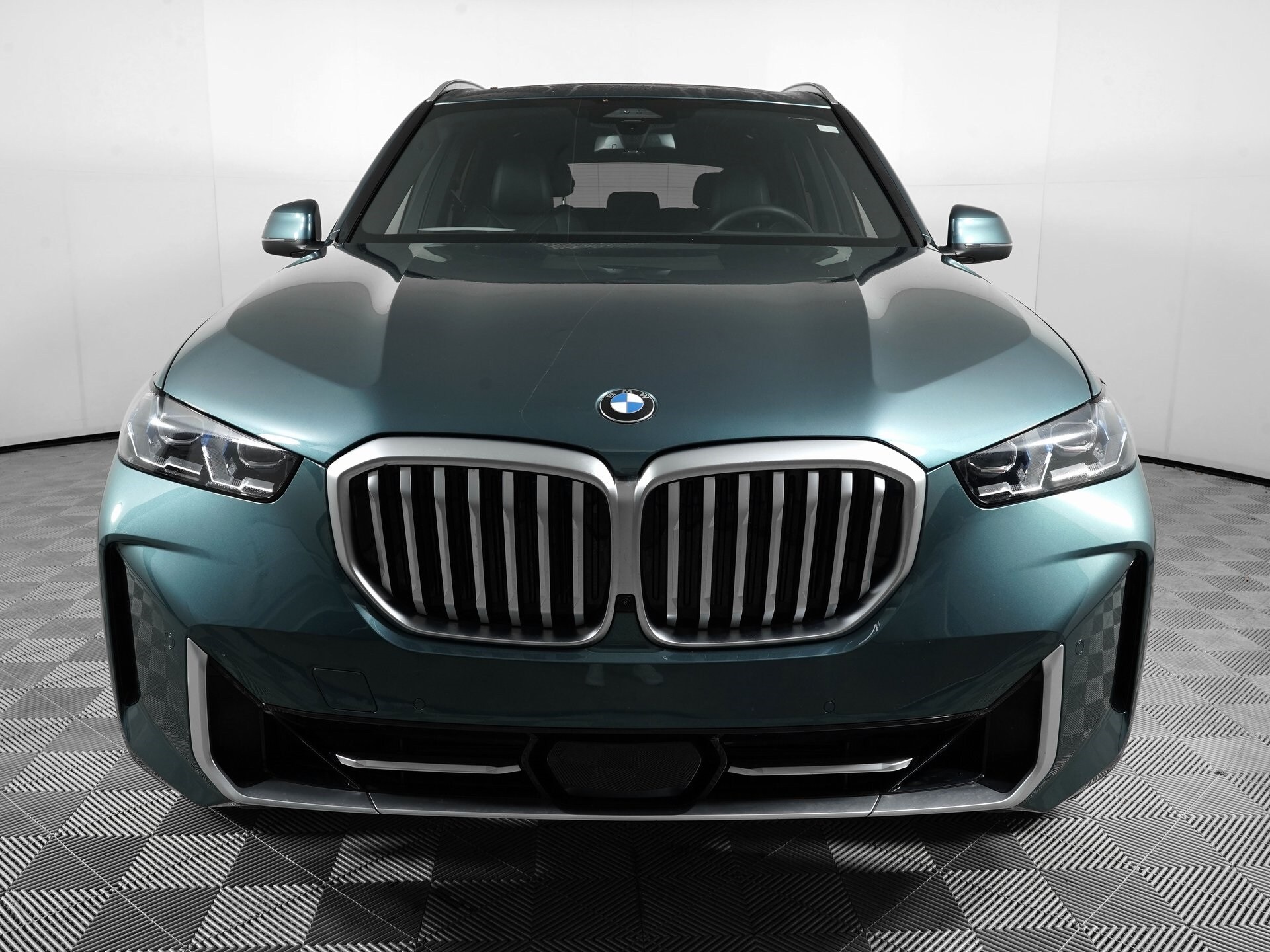 Used 2025 BMW X5 40i with VIN 5UX13EU0XS9W43052 for sale in Hurst, TX