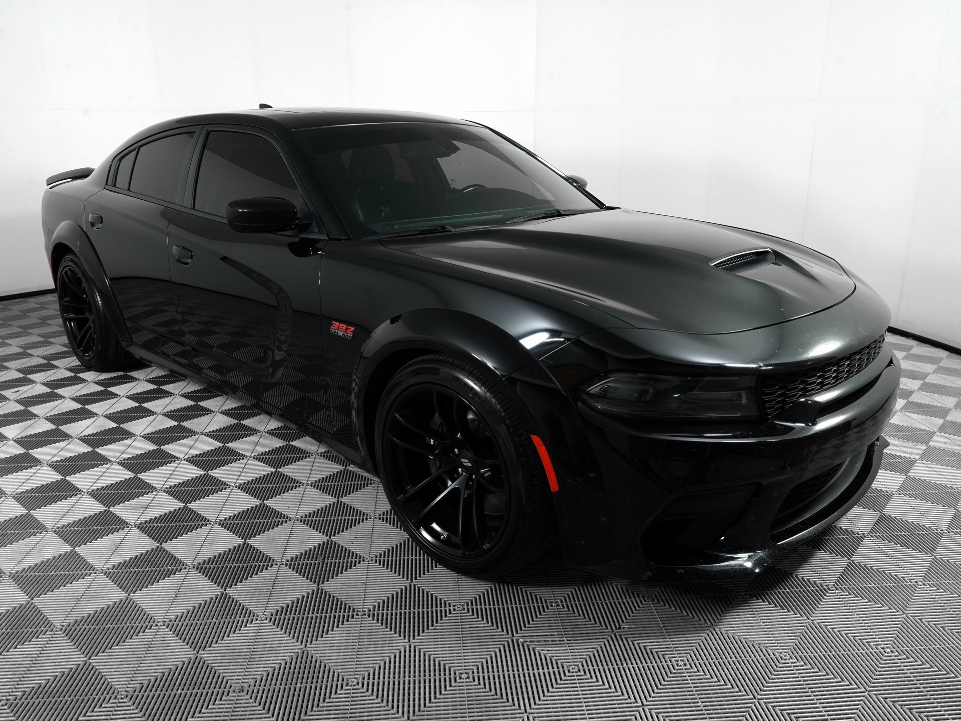 Used 2020 Dodge Charger Scat Pack with VIN 2C3CDXGJ2LH114241 for sale in Hurst, TX