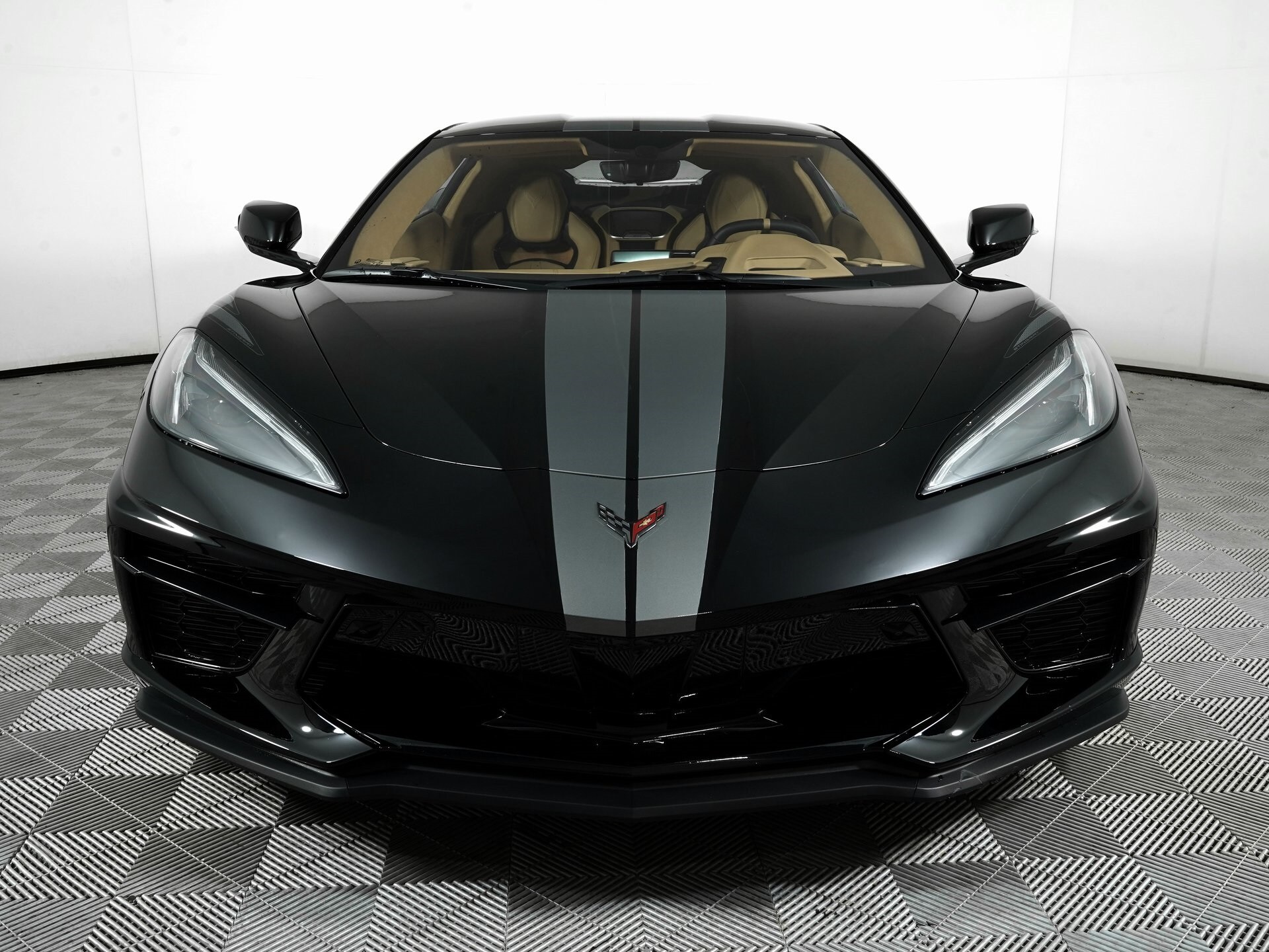 2023 Chevrolet Corvette Stingray photo 2