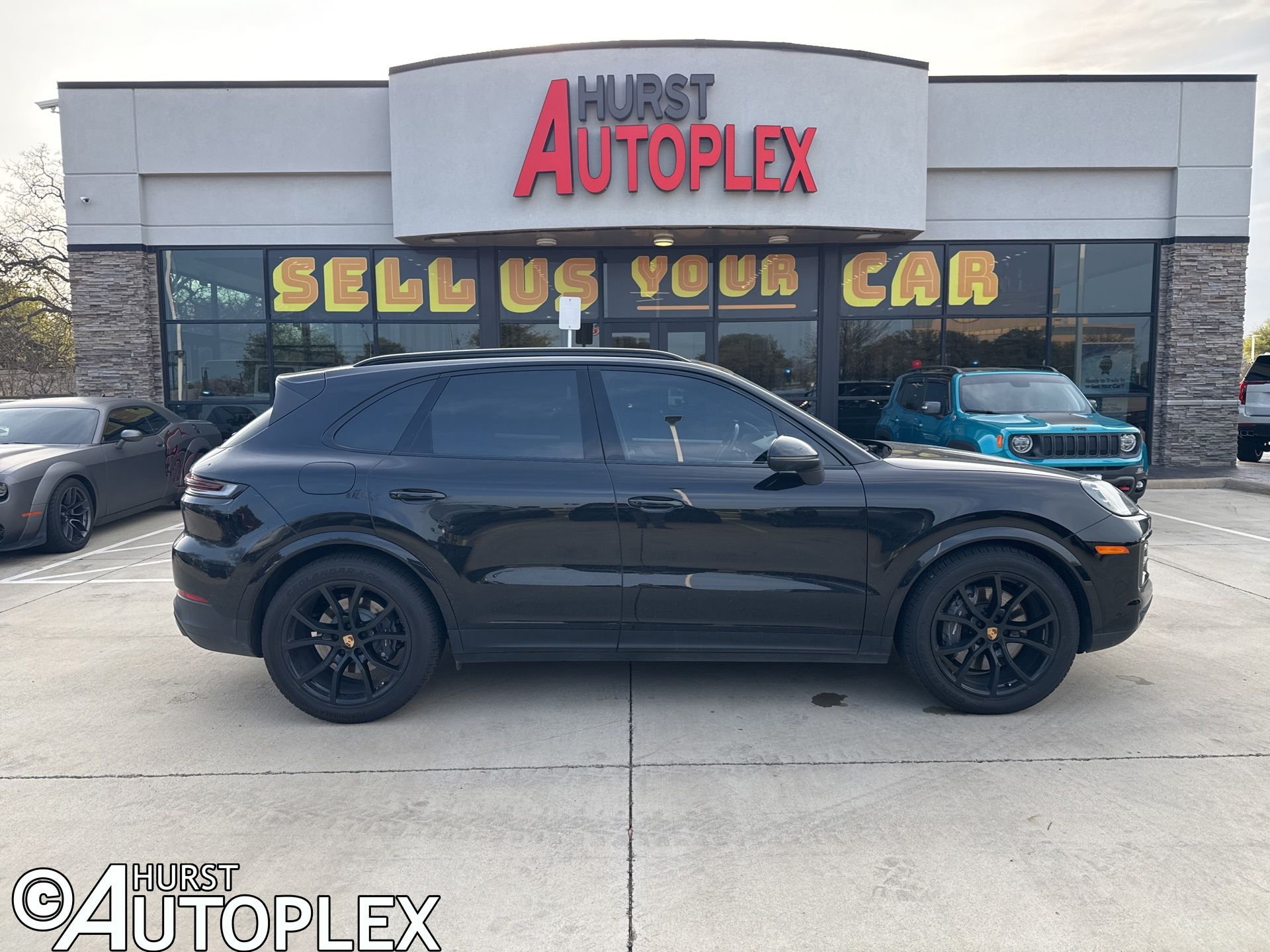 2024 Porsche Cayenne Base