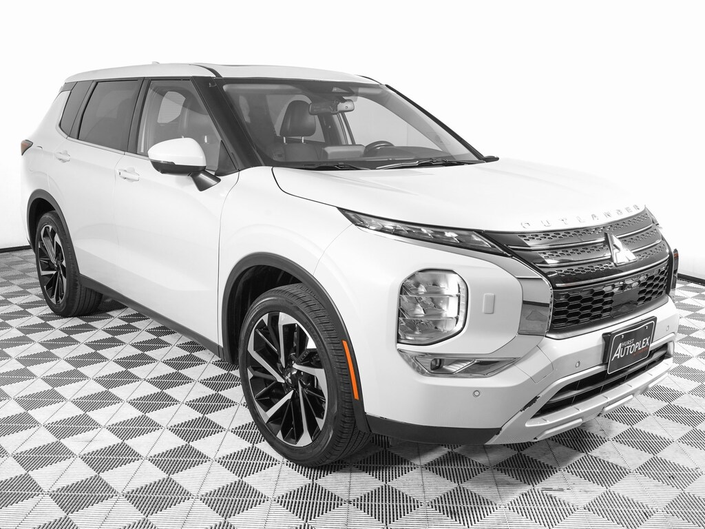 Used 2022 Mitsubishi Outlander SE Launch Edition SUV