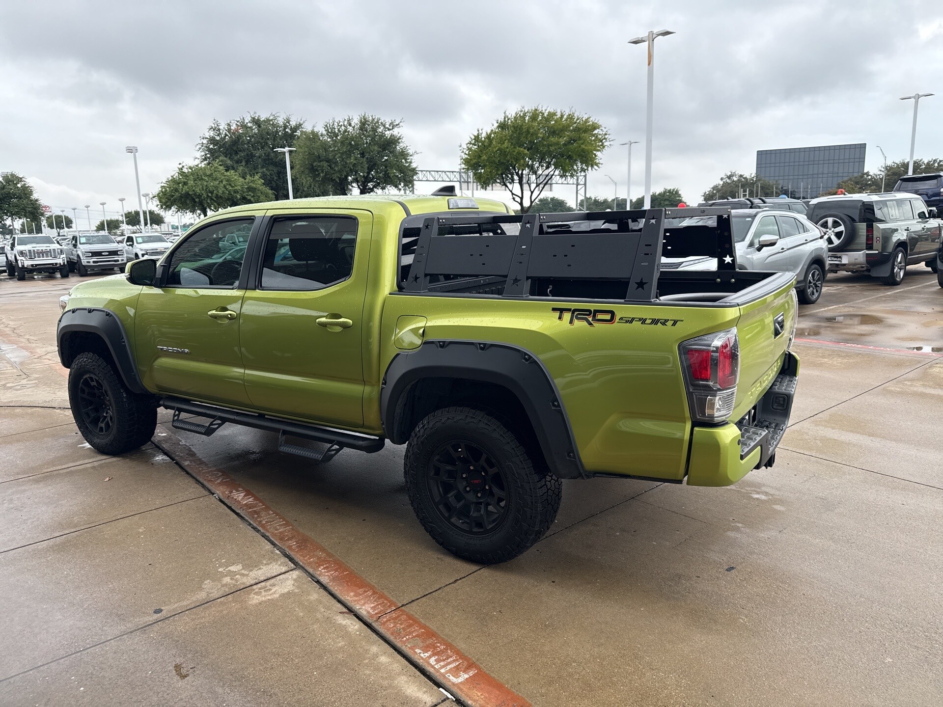 2023 Toyota Tacoma TRD Sport photo 3