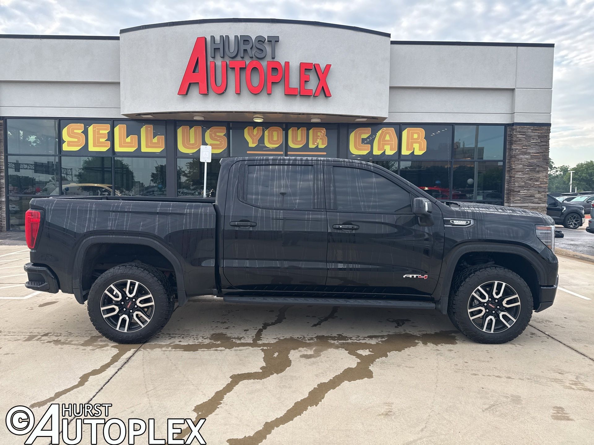 2025 GMC Sierra 4WD Crew Cab Short Box AT4's photo