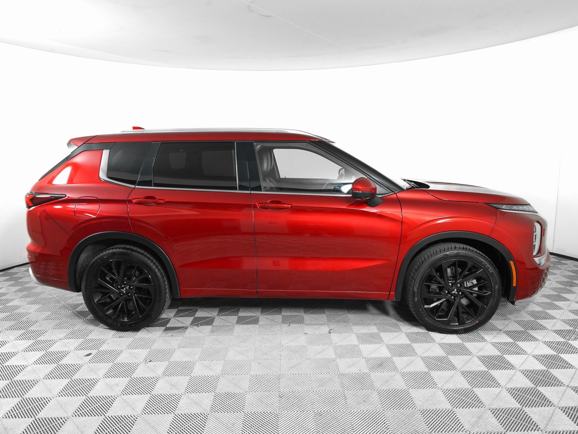 2022 Mitsubishi Outlander SEL photo 4