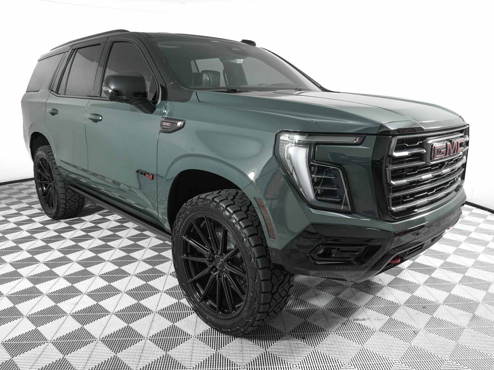 2025 Gmc Yukon AT4 Ultimate photo 2