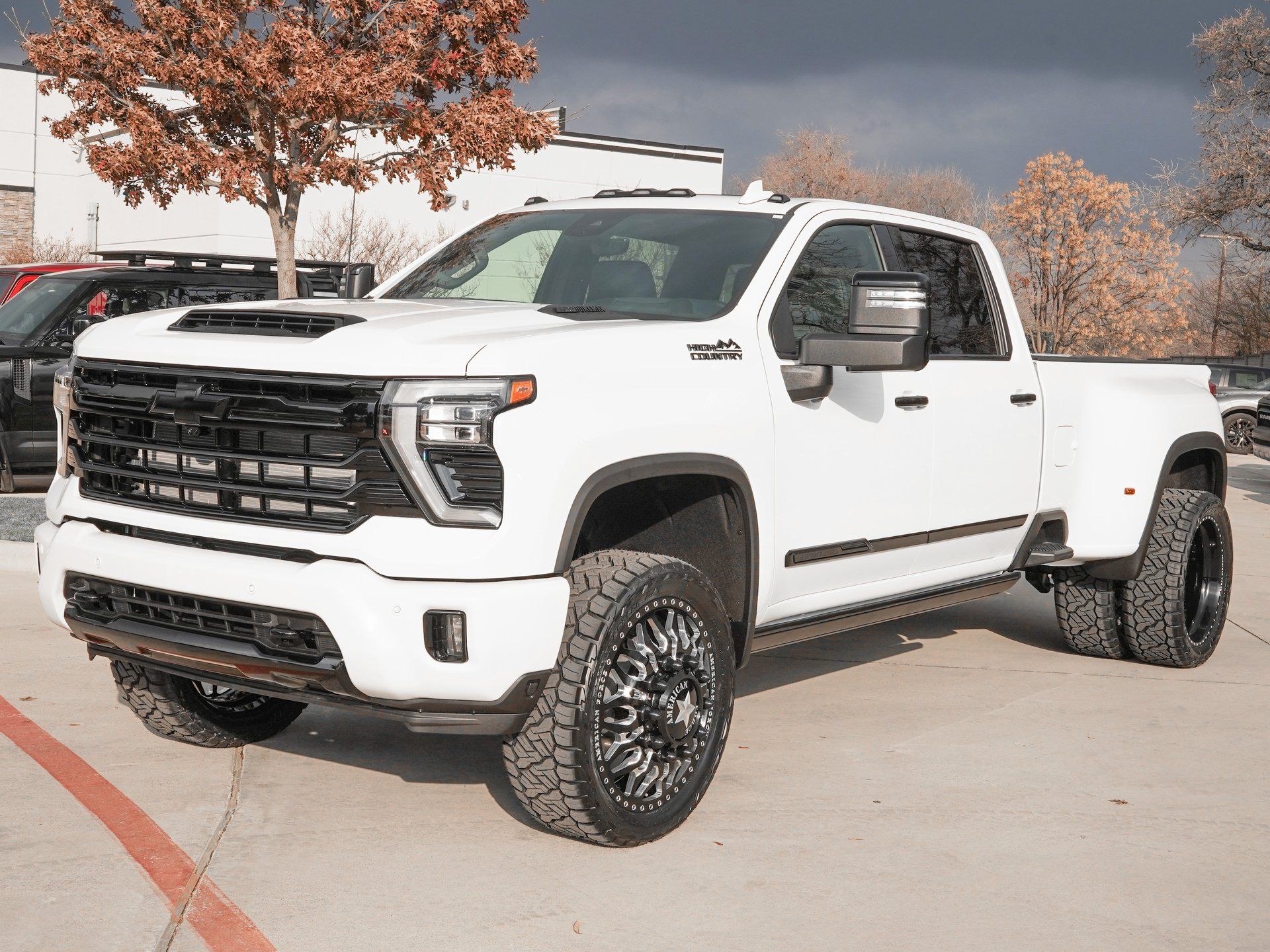 2026 Chevrolet Silverado 3500HD High Country - Photo 8