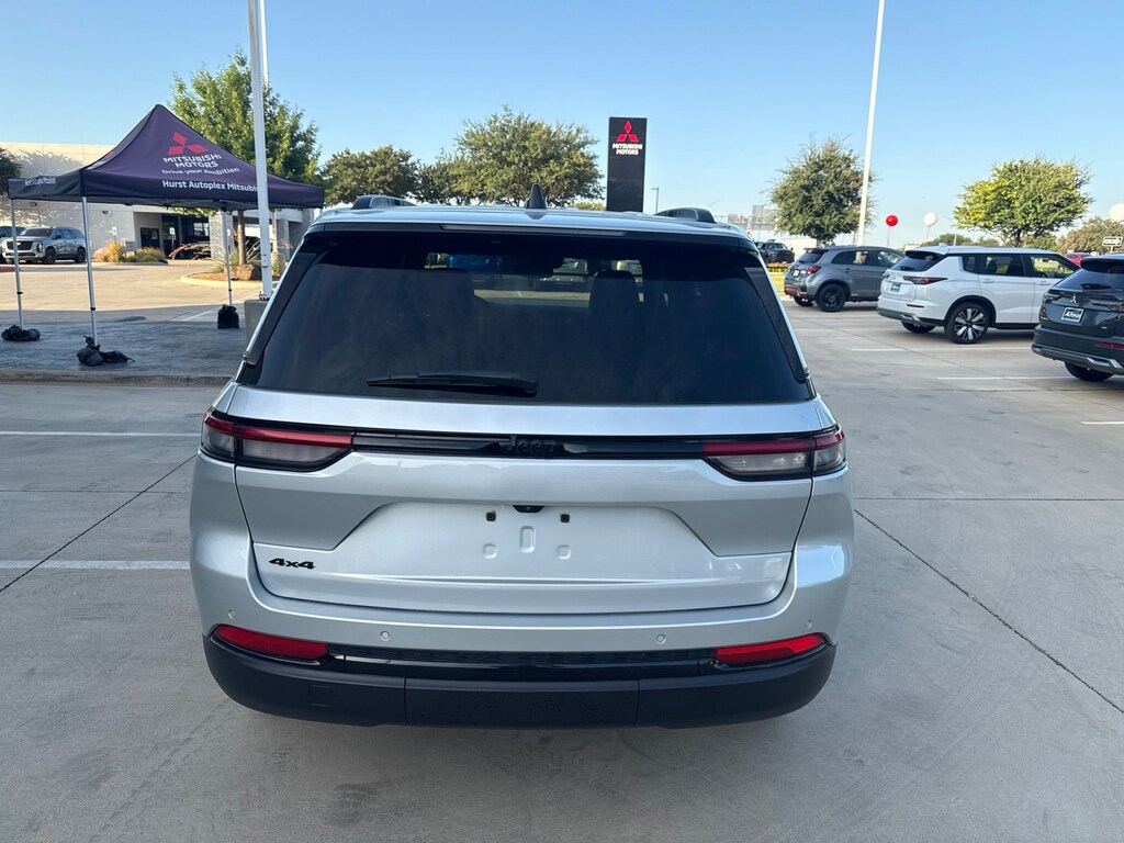 Used 2023 Jeep Grand Cherokee Altitude X SUV