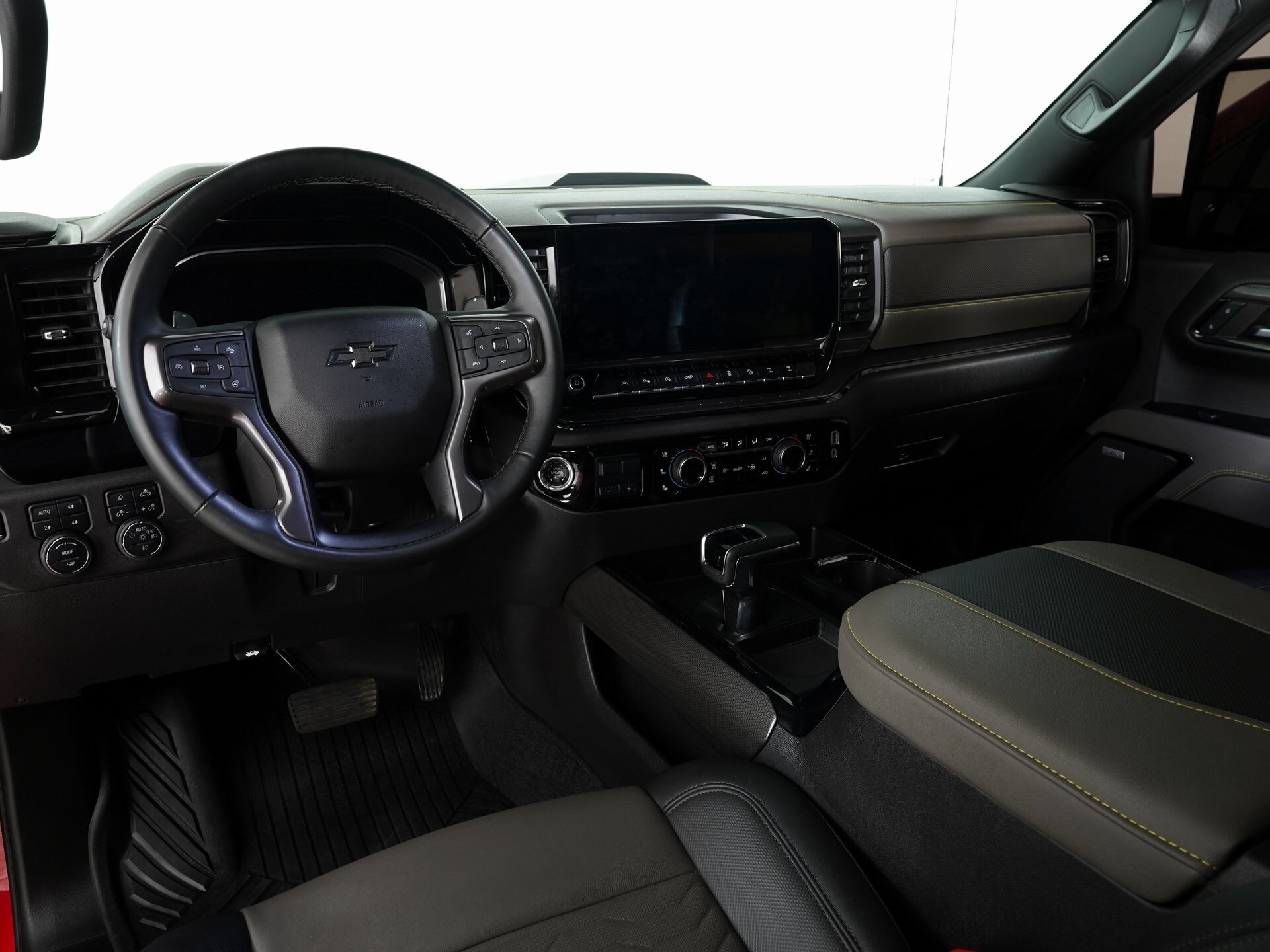 2023 Chevrolet Silverado 1500 ZR2 photo 3