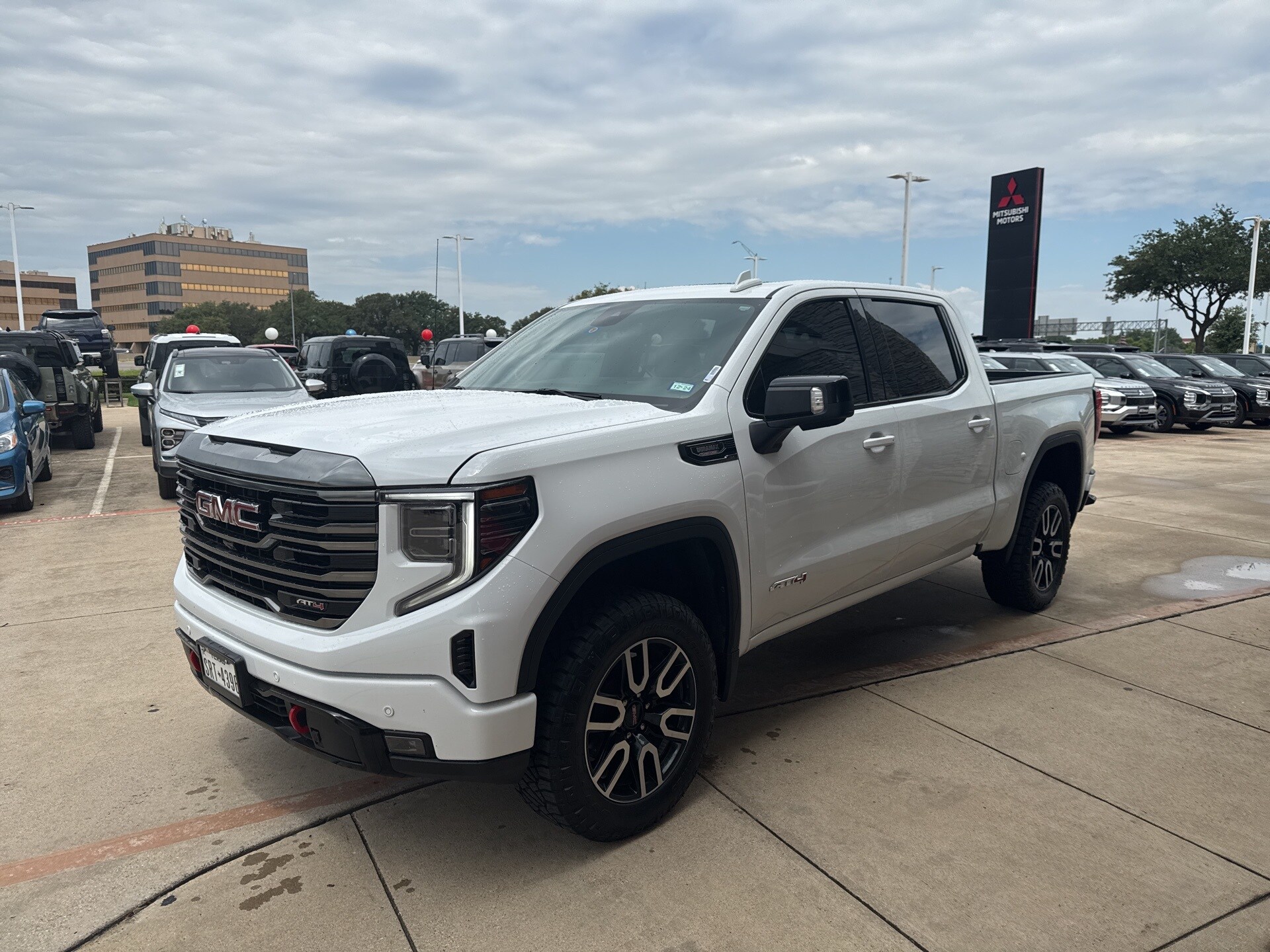 2023 Gmc Sierra 1500 AT4 photo 2
