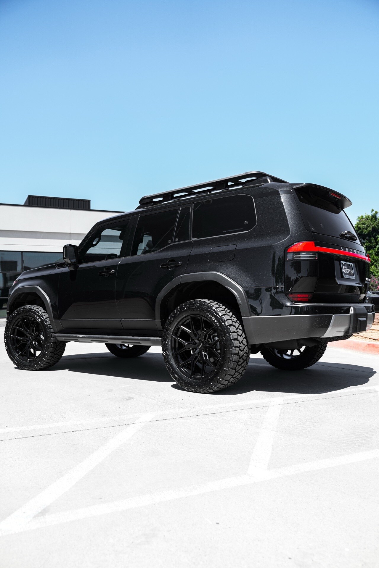 2024 Lexus GX 550 Overtrail photo 3
