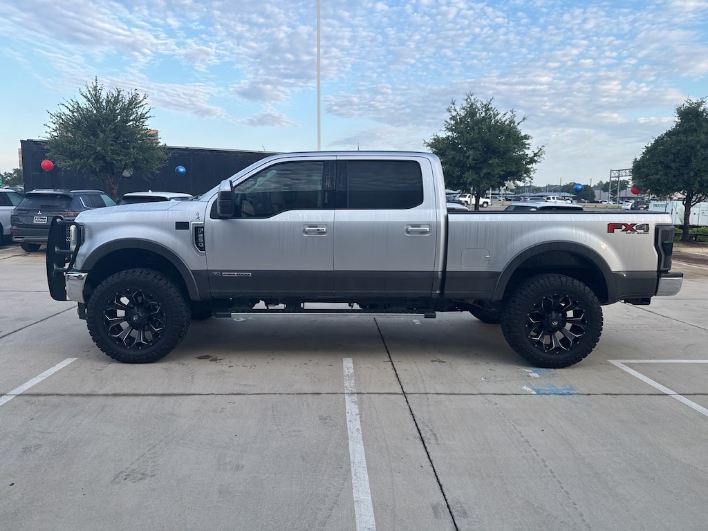 Used 2019 Ford F-250 Lariat Truck
