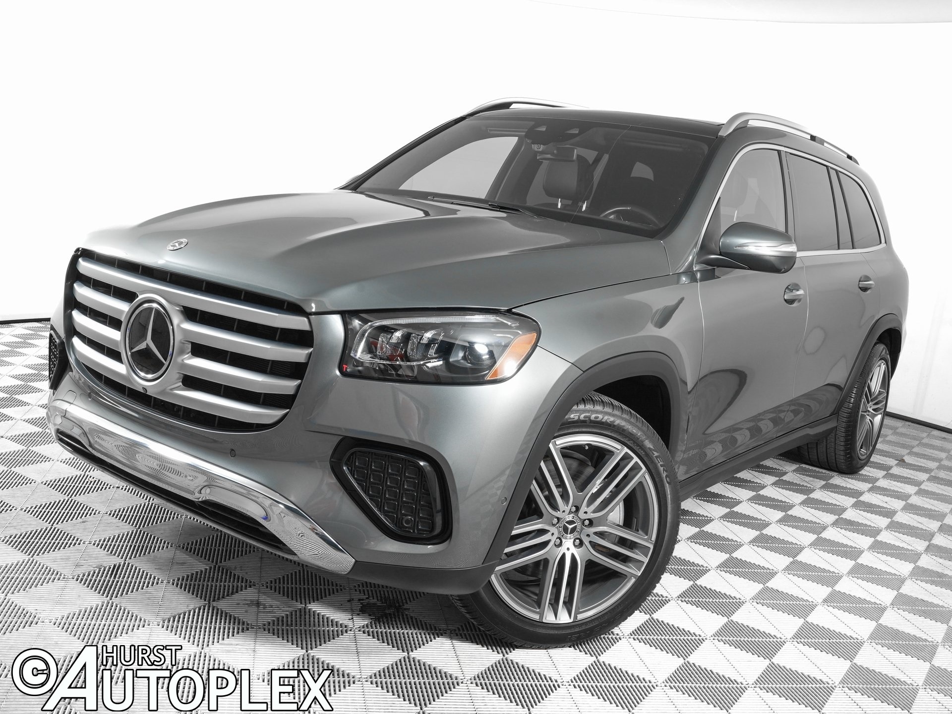 2024 Mercedes-Benz GLS Base's photo
