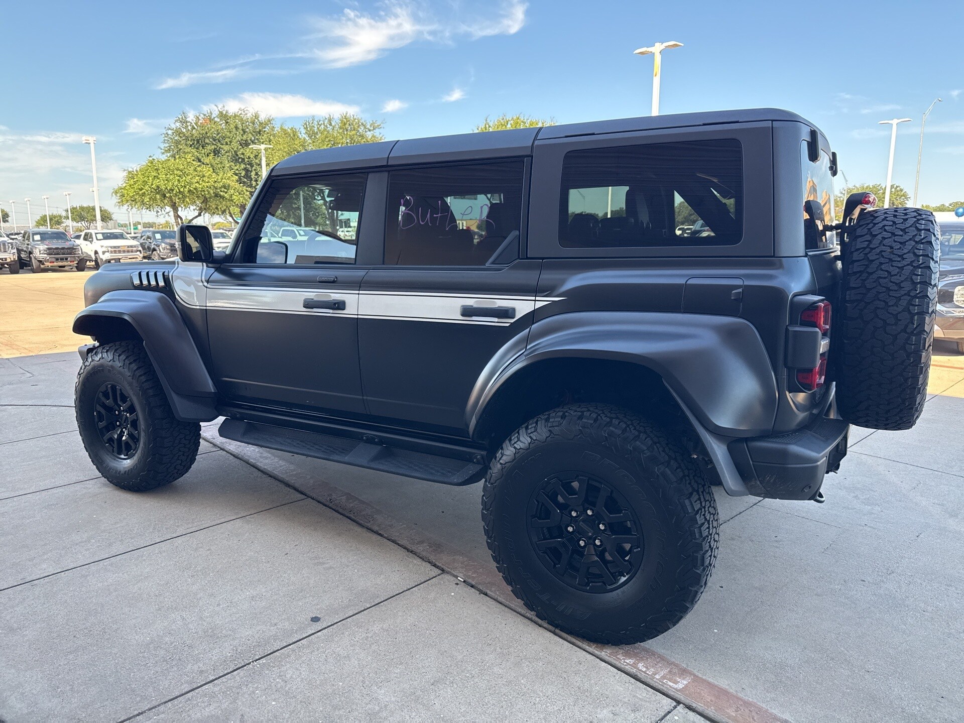 2023 Ford Bronco Raptor photo 3