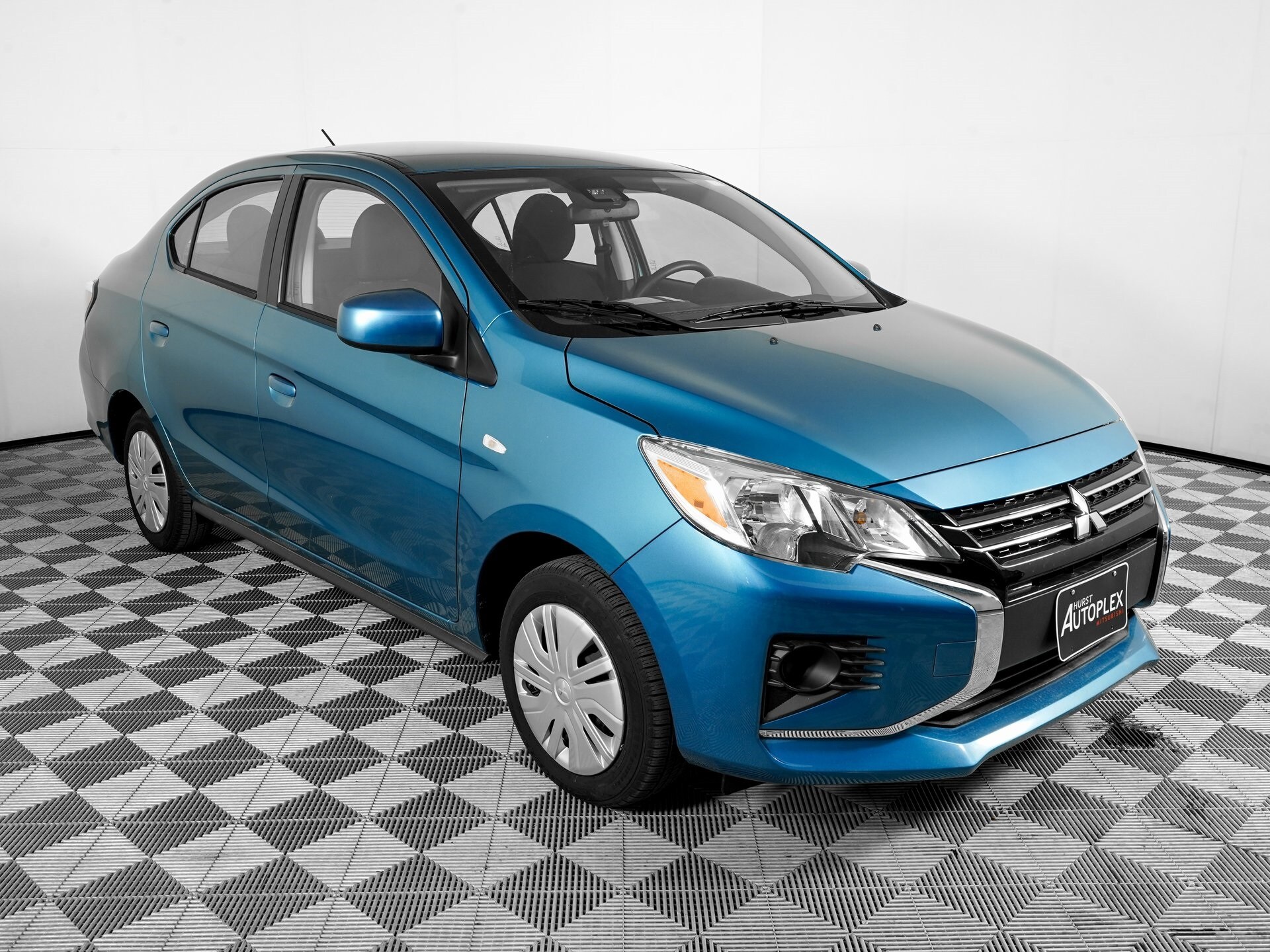 2024 Mitsubishi Mirage G4 ES photo 2