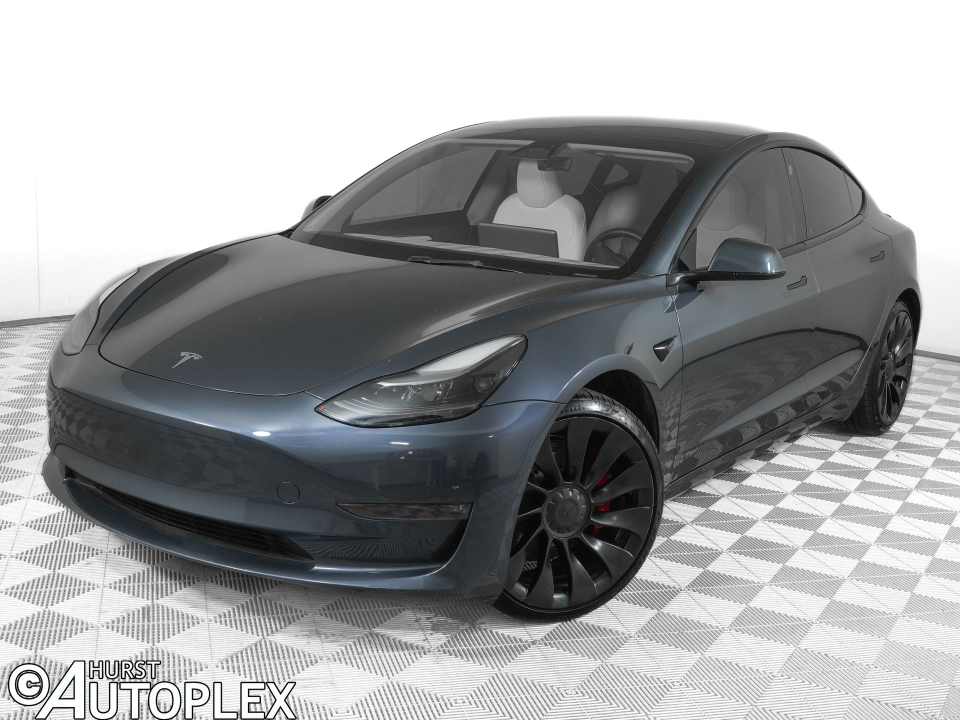2023 Tesla Model 3 Performance's photo