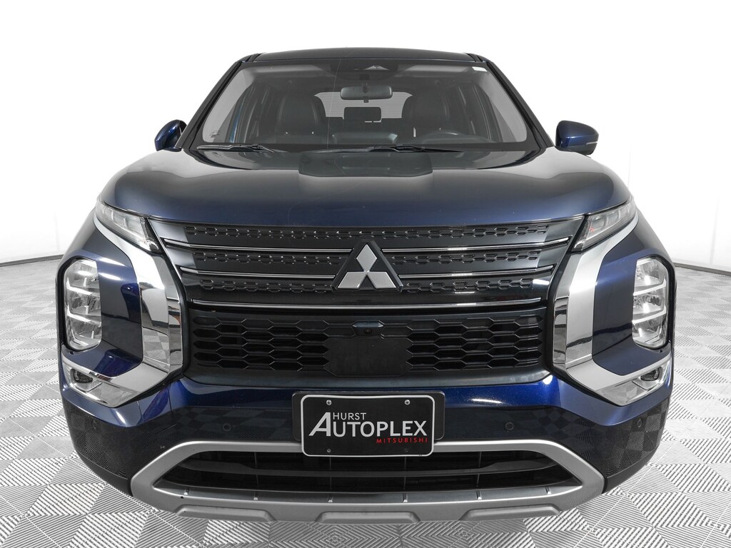 Used 2023 Mitsubishi Outlander SE Special Edition SUV