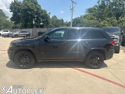 2017 Jeep Grand Cherokee SUV Altitude