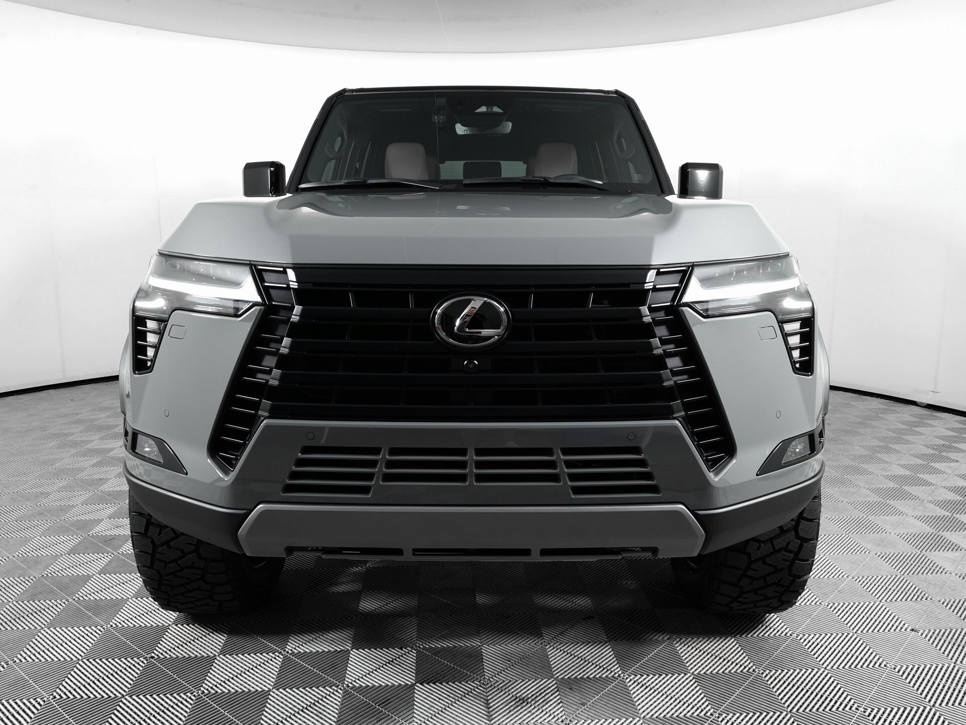 2025 Lexus GX 550 Overtrail photo 2