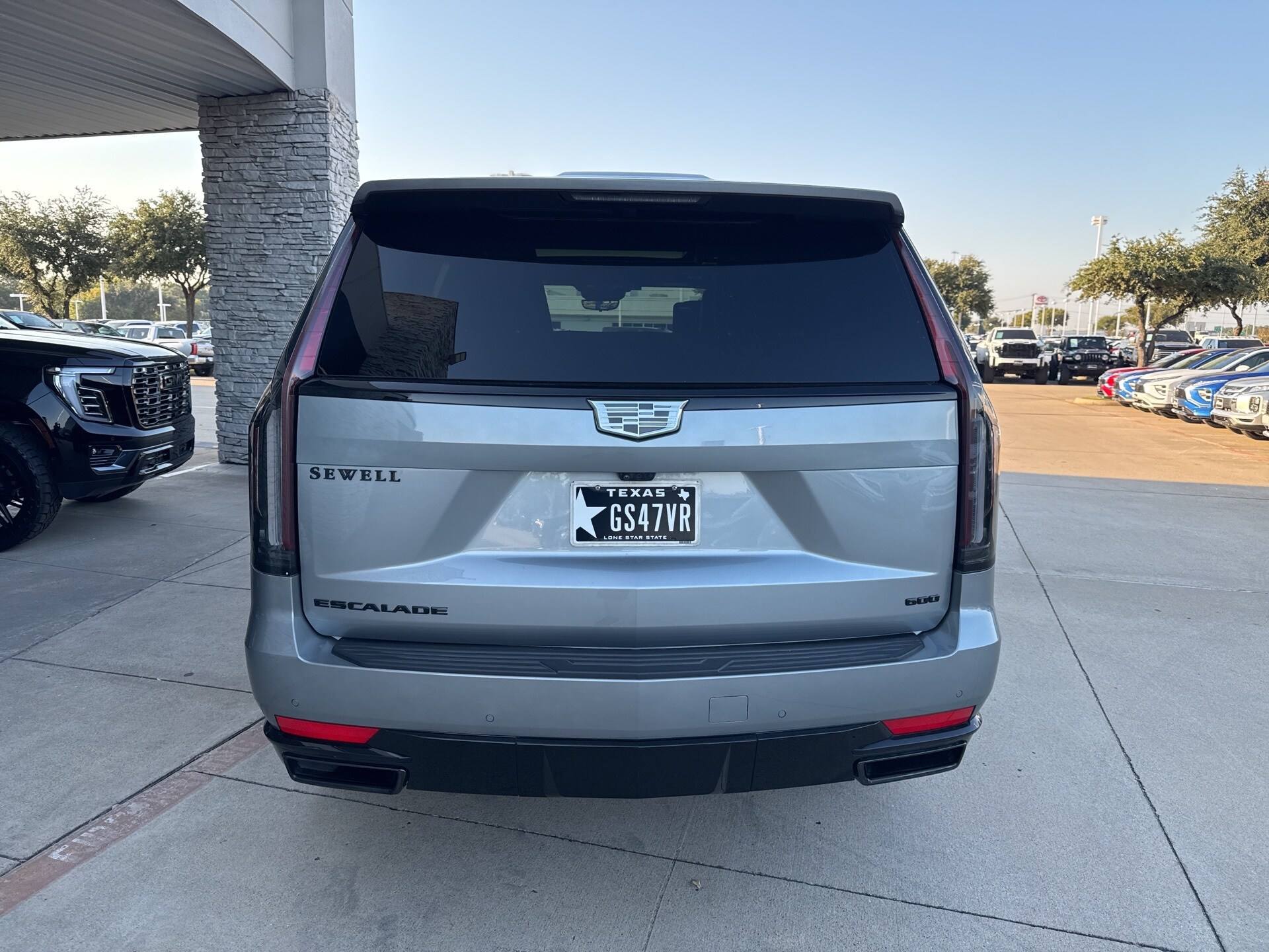 2024 Cadillac Escalade Sport Platinum photo 3