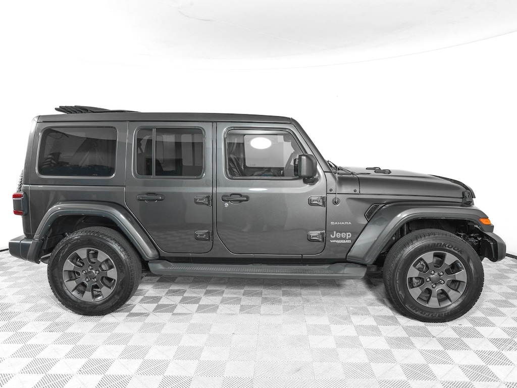 Used 2019 Jeep Wrangler Unlimited Sahara SUV