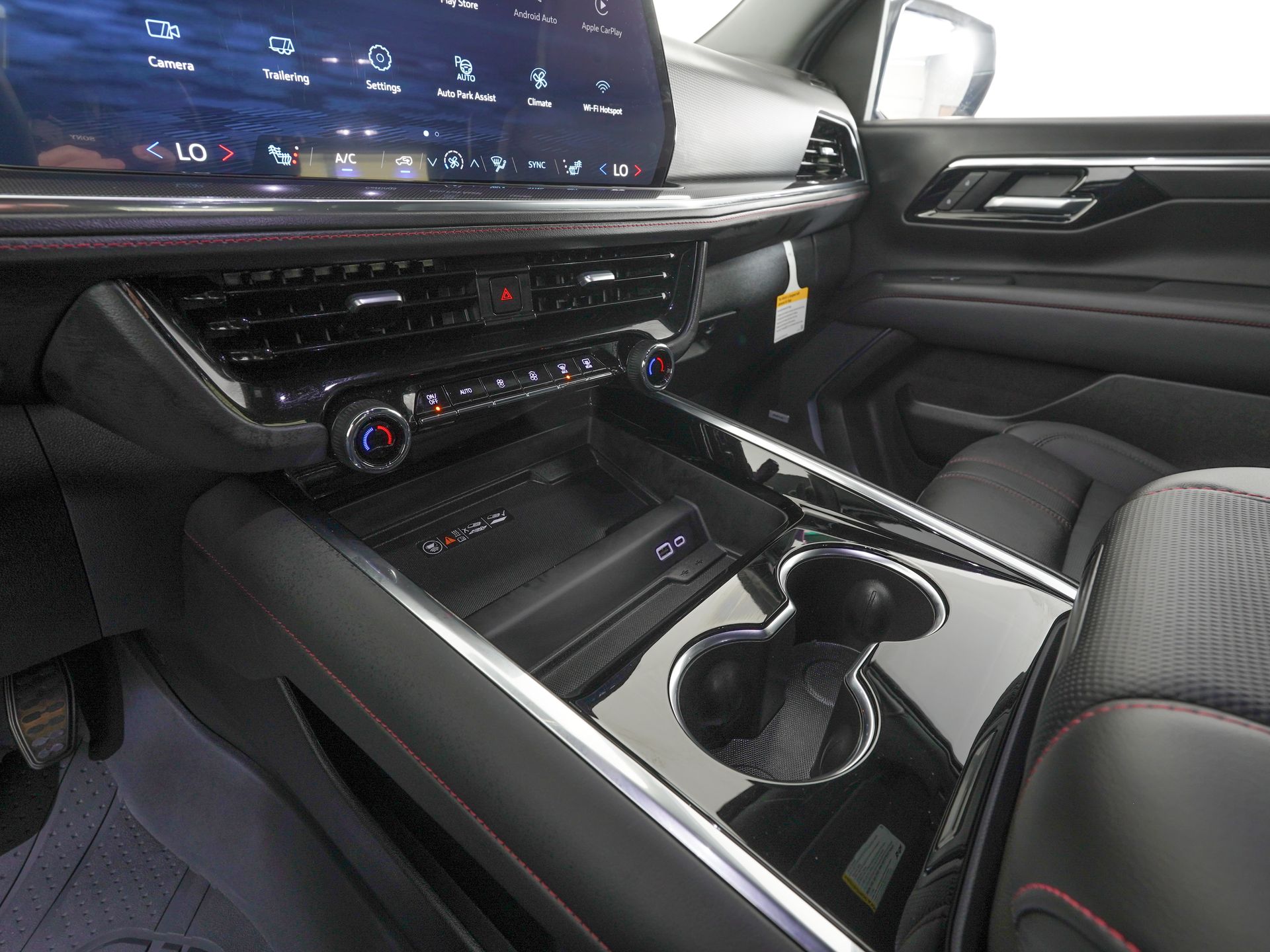 2026 Chevrolet Tahoe RST - Photo 24