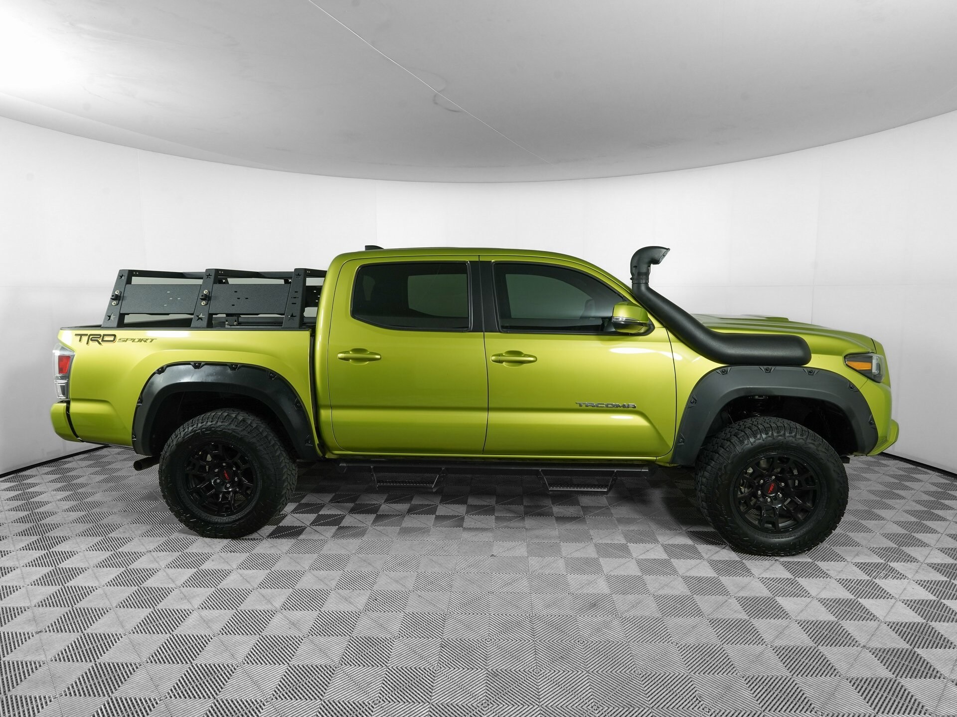 2023 Toyota Tacoma TRD Sport photo 4
