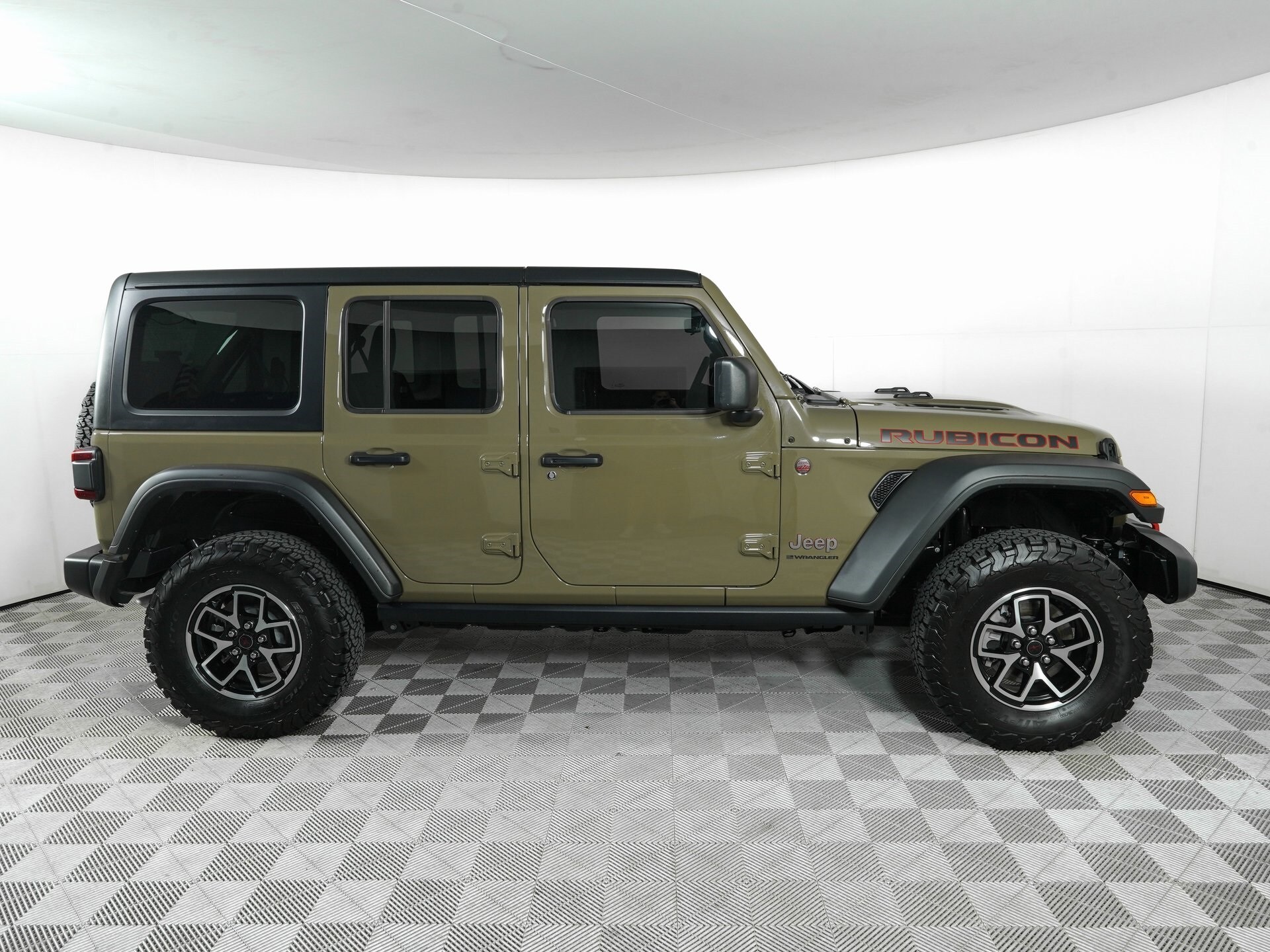 2025 Jeep Wrangler Rubicon photo 4