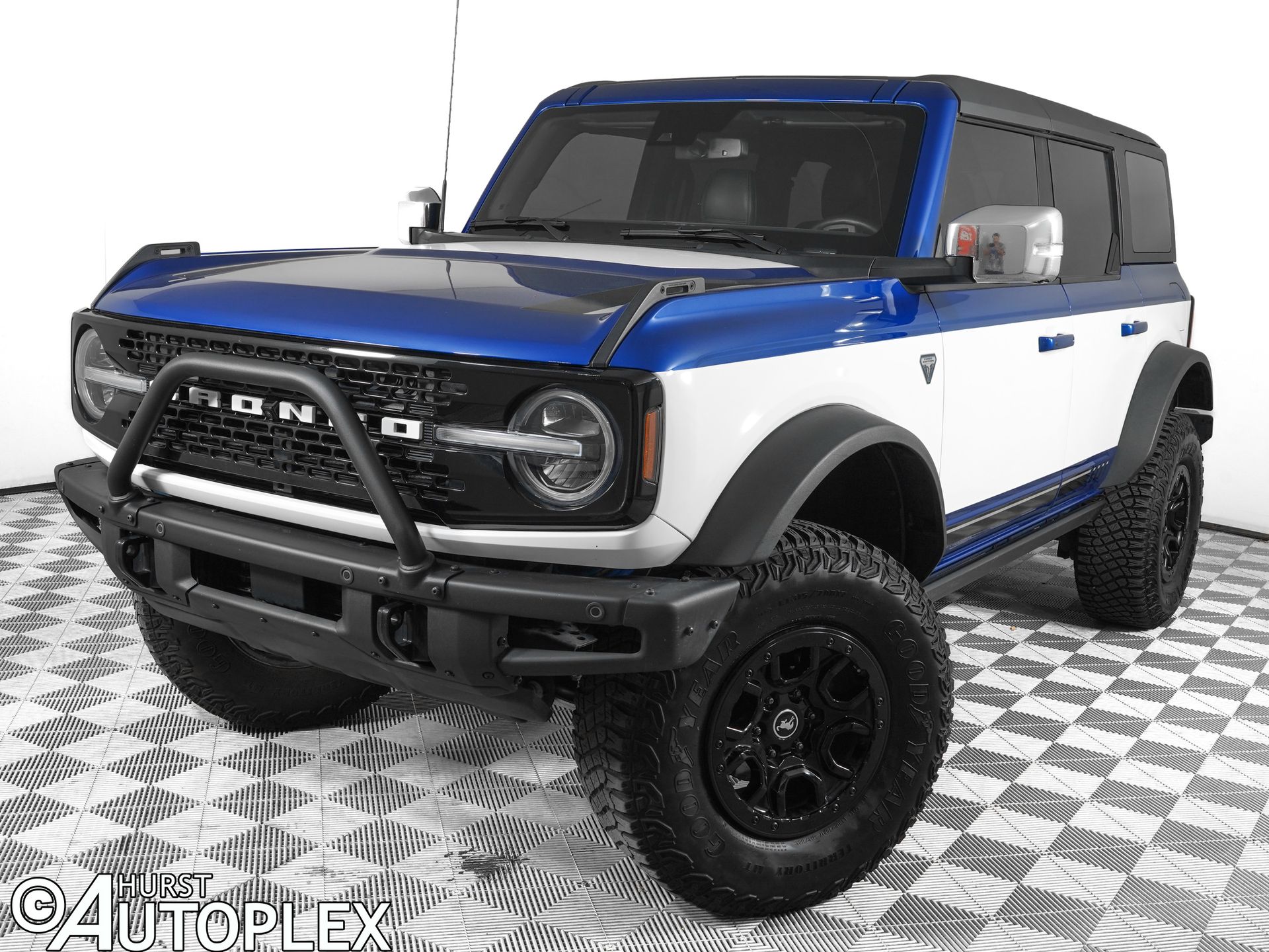 2021 Ford Bronco First Edition Advanced 4x4's photo
