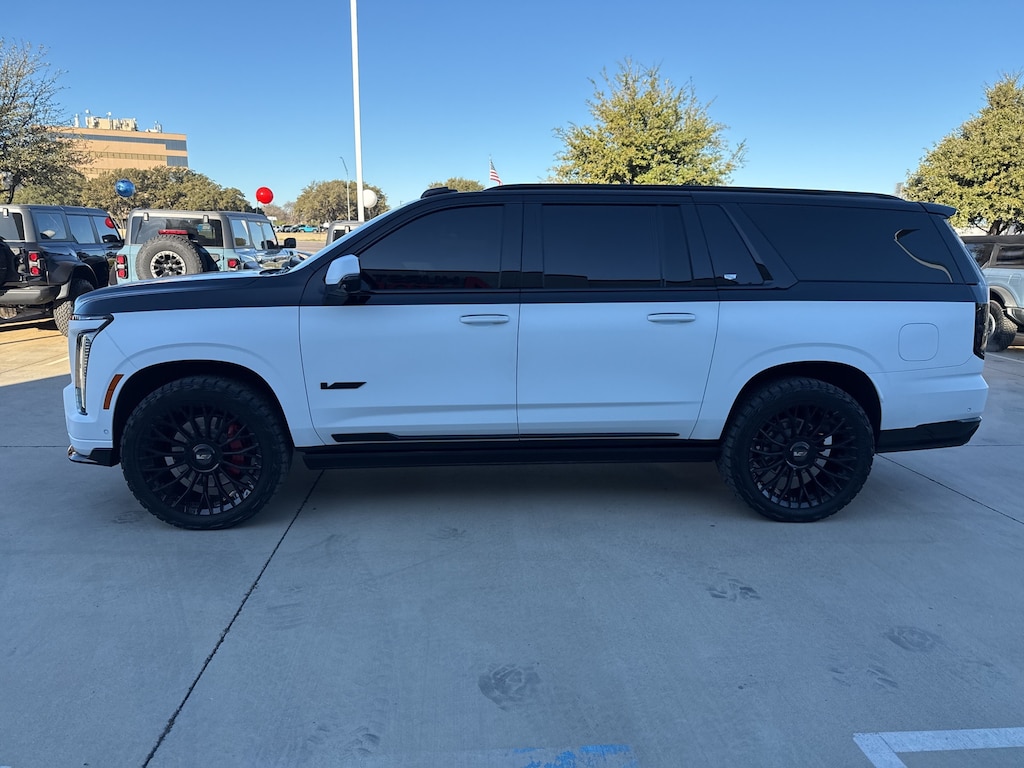 Used 2025 CADILLAC Escalade ESV V-Series SUV