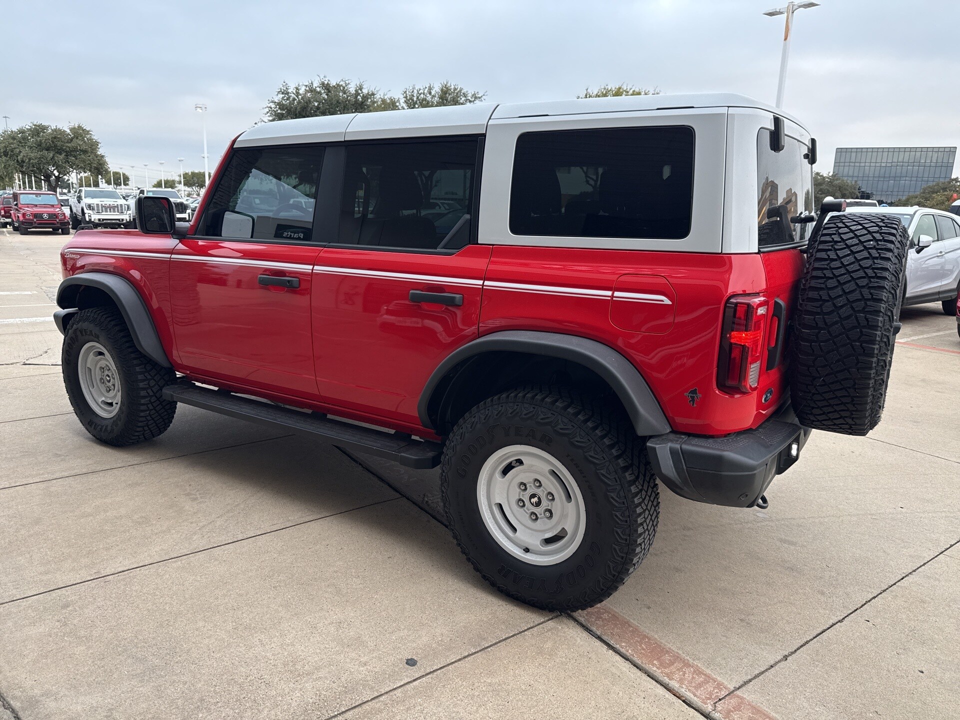 2023 Ford Bronco Heritage First Edition photo 3