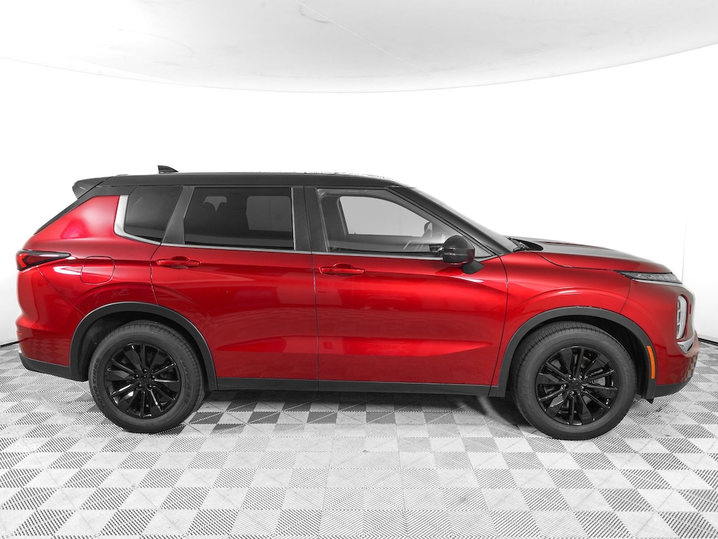 Used 2022 Mitsubishi Outlander ES SUV