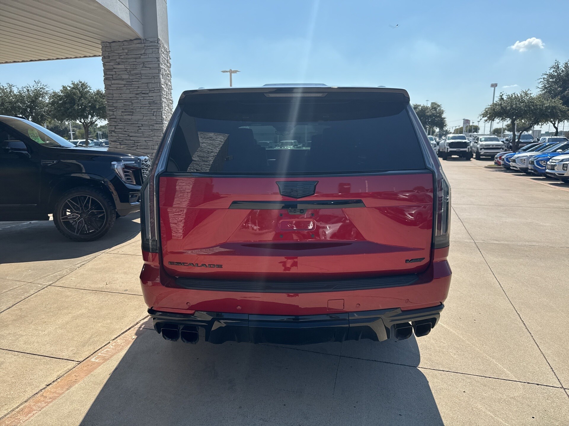 2025 Cadillac Escalade ESV V-Series photo 2