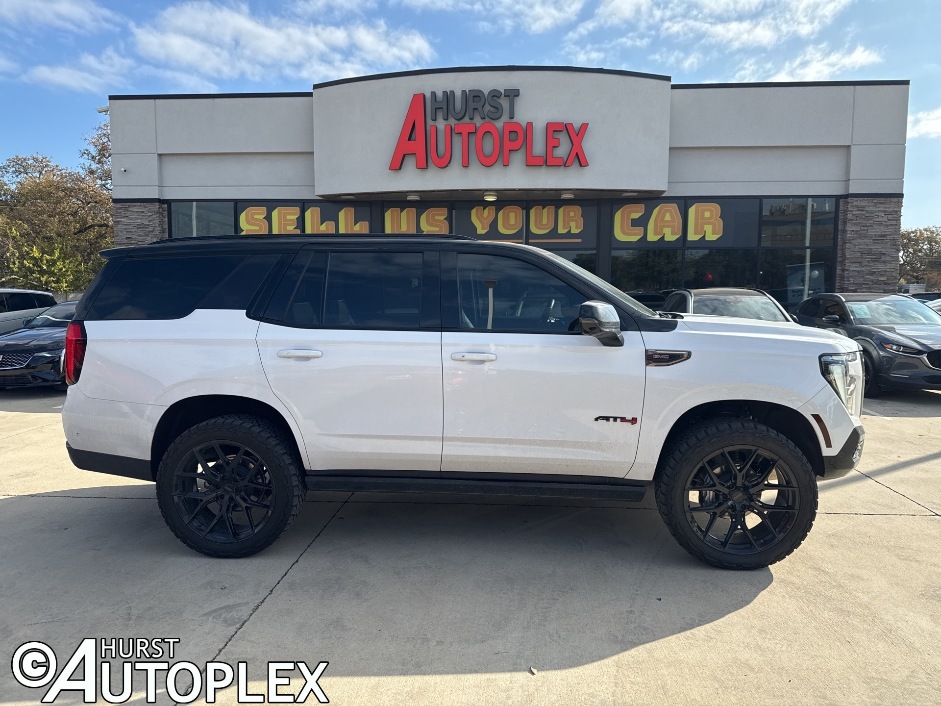 2025 GMC Yukon AT4 Ultimate's photo