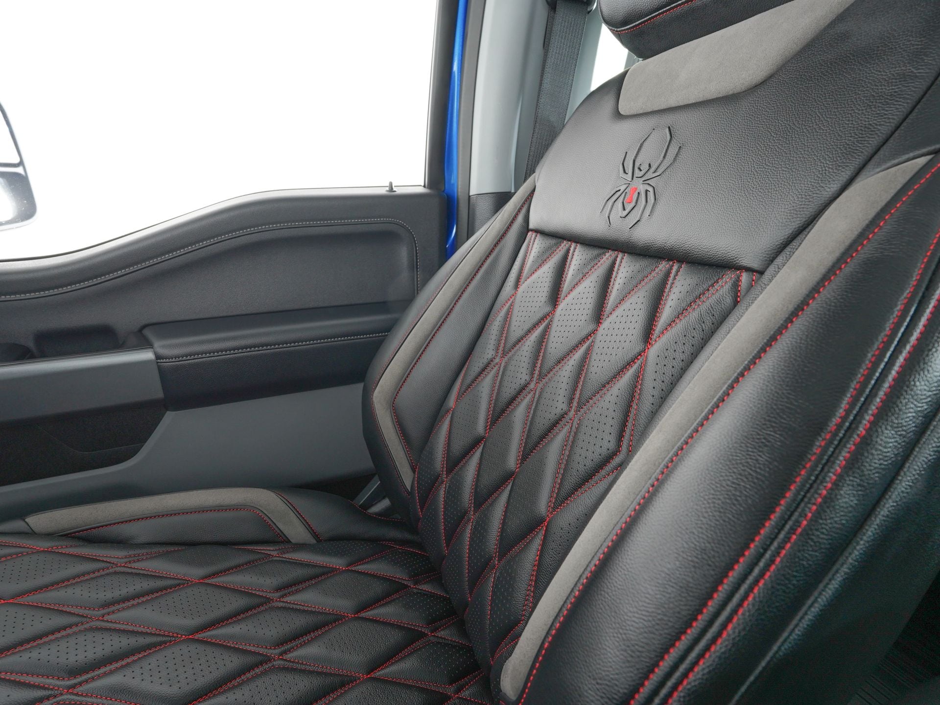 2025 Ford F-250 Super Duty XLT - Photo 28