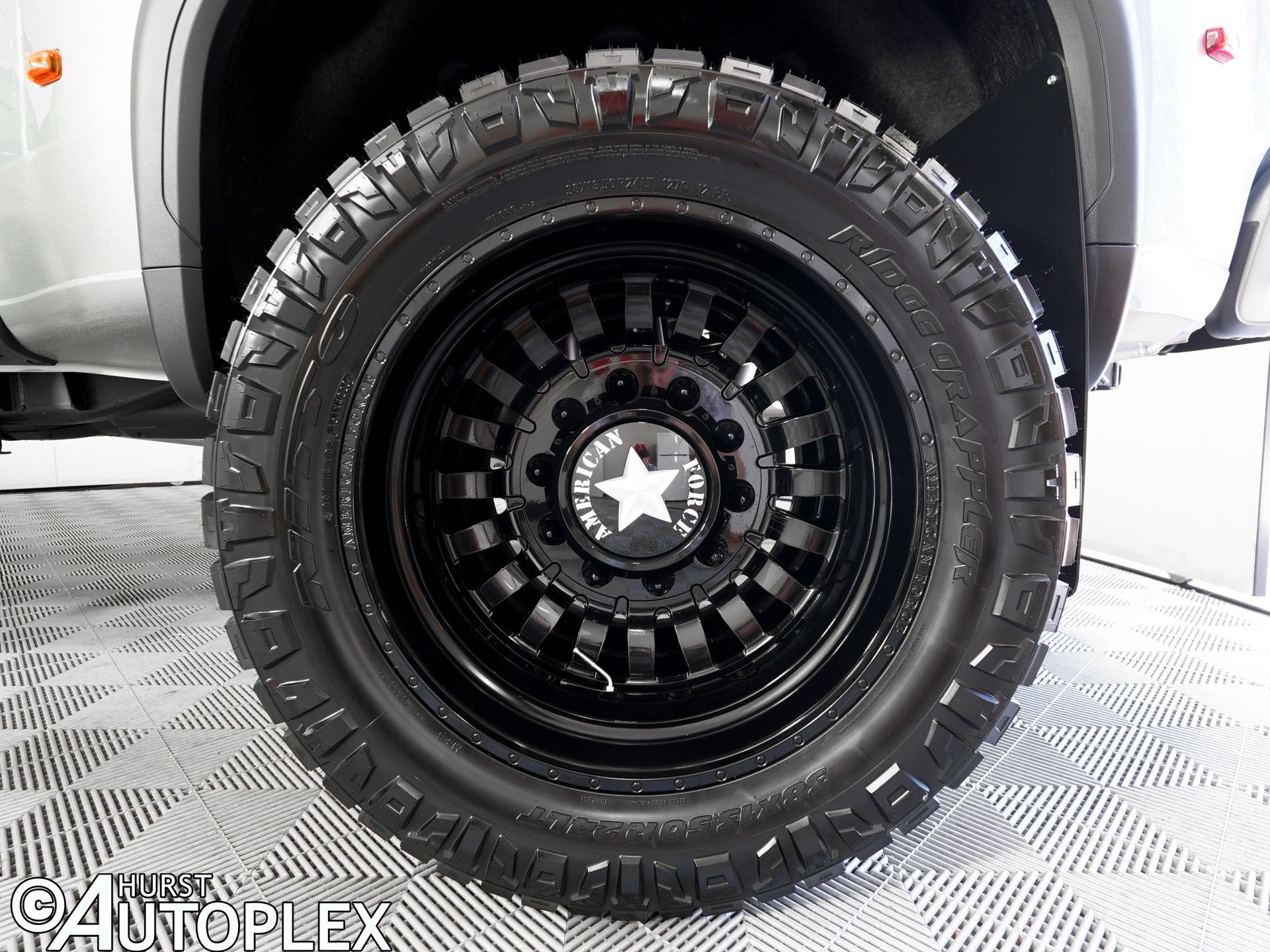 2026 GMC Sierra 3500HD Denali Ultimate - Photo 34