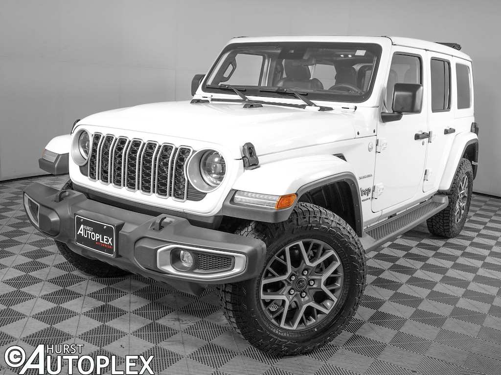 Used 2024 Jeep Wrangler Sahara SUV