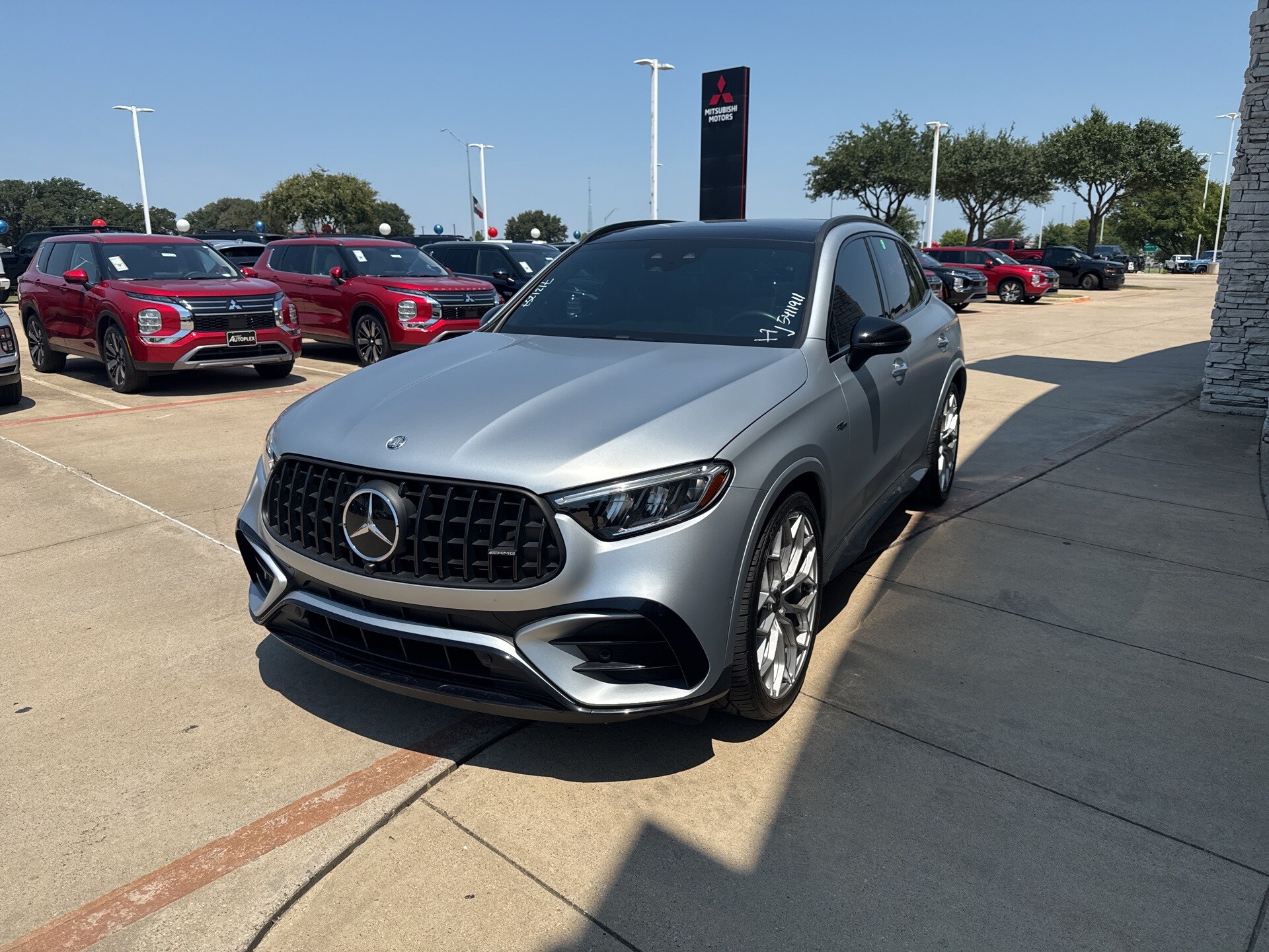 2024 Mercedes Benz GLC 43 AMG photo 2