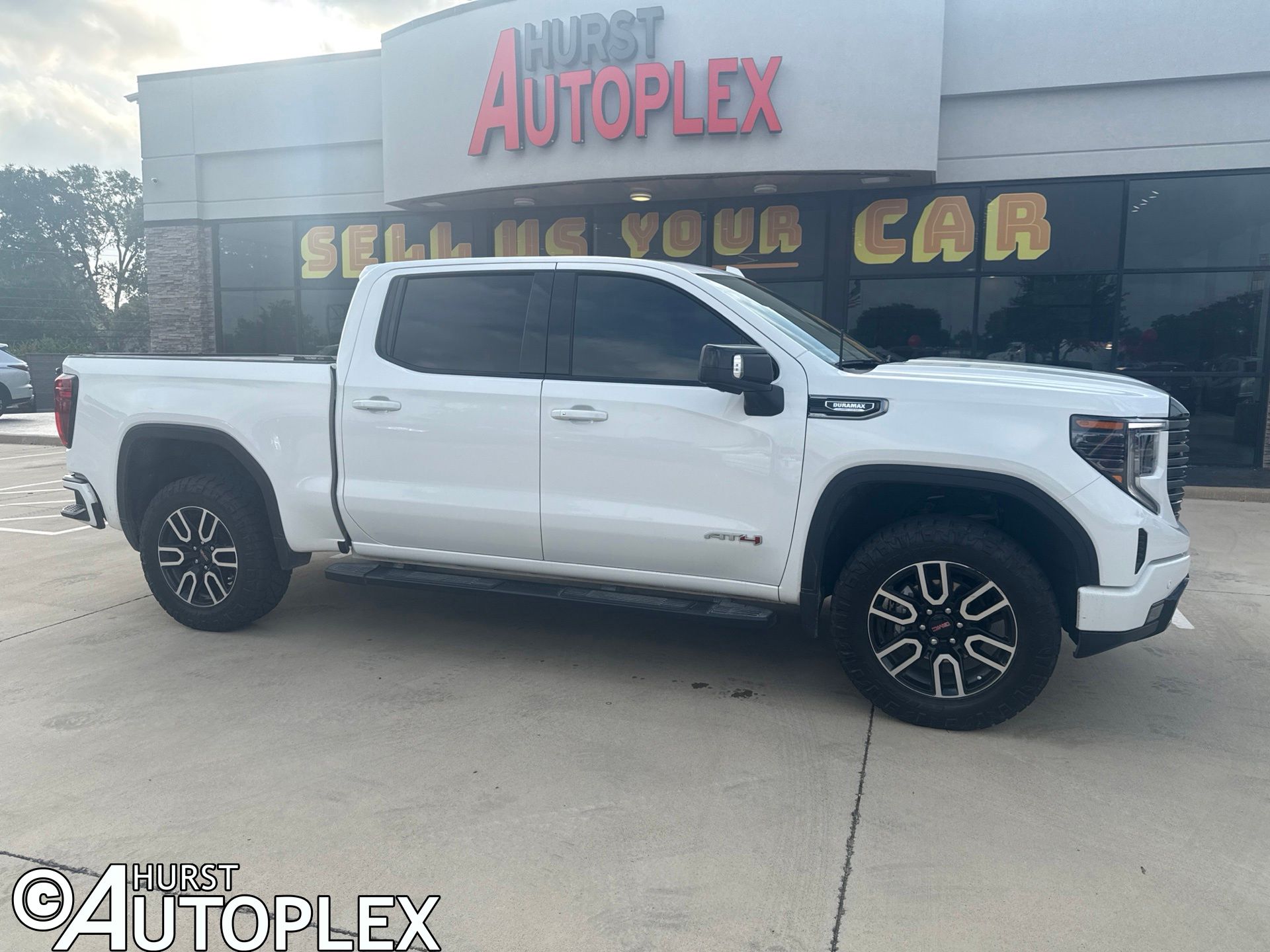 2026 GMC Sierra 4WD Crew Cab Short Box AT4's photo