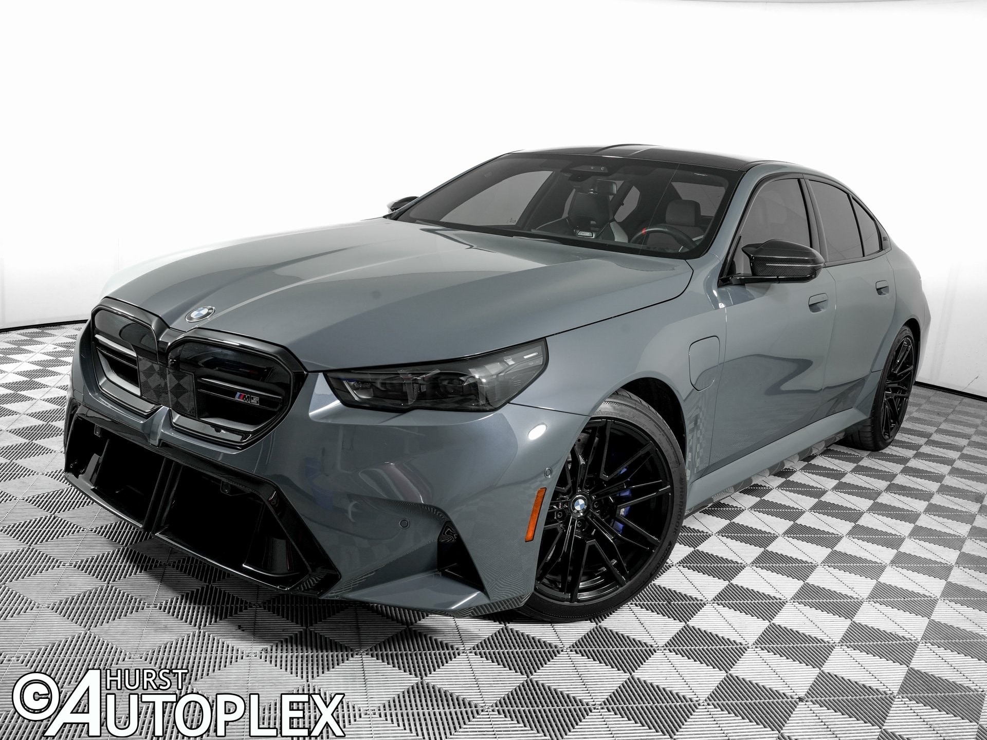 2025 BMW M5