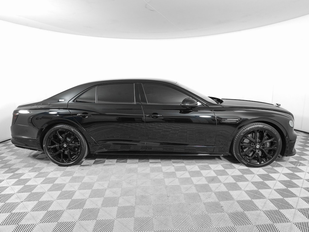 Used 2025 Bentley Flying Spur Sedan