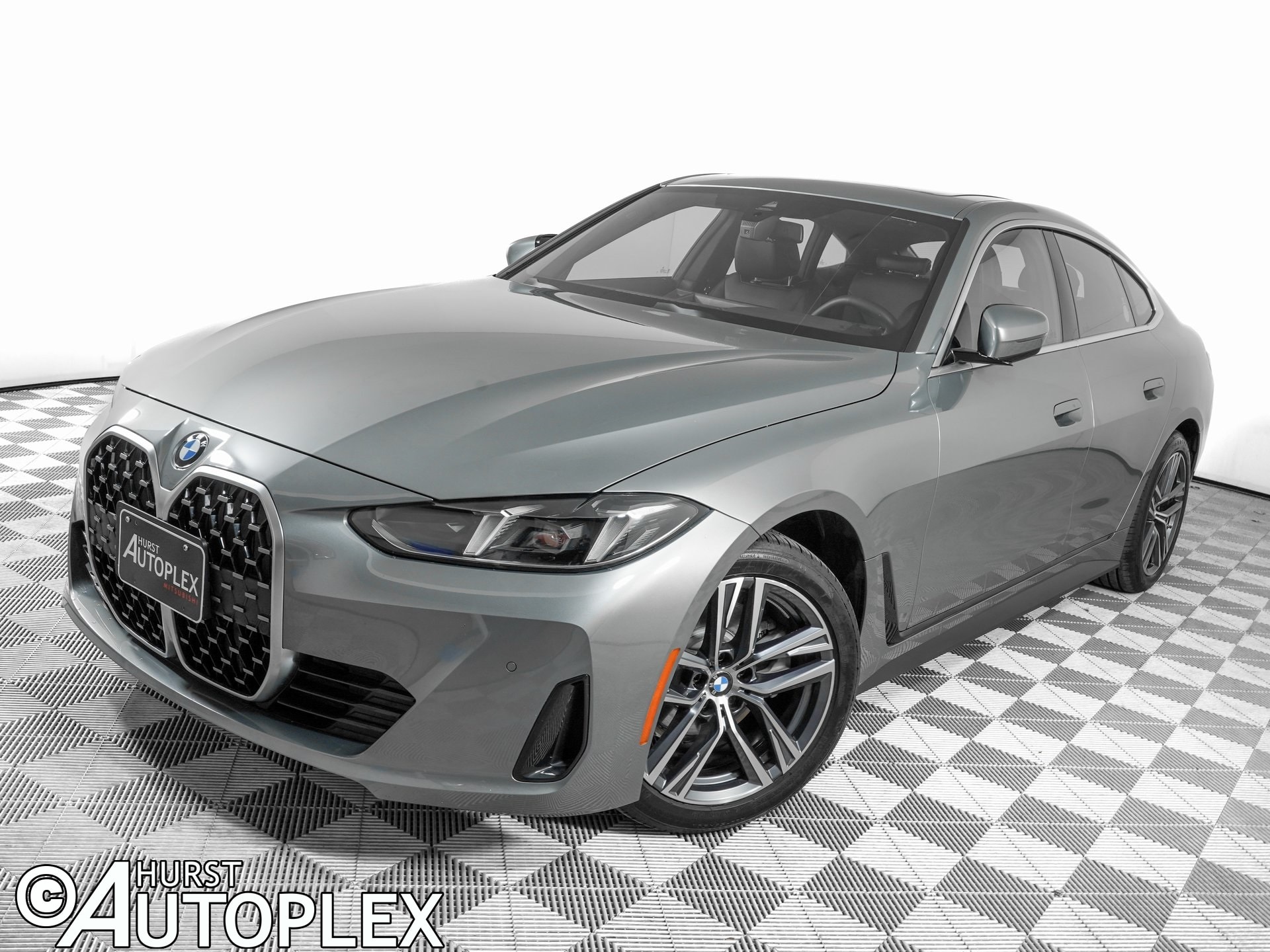 2025 BMW 4 Series 430i's photo